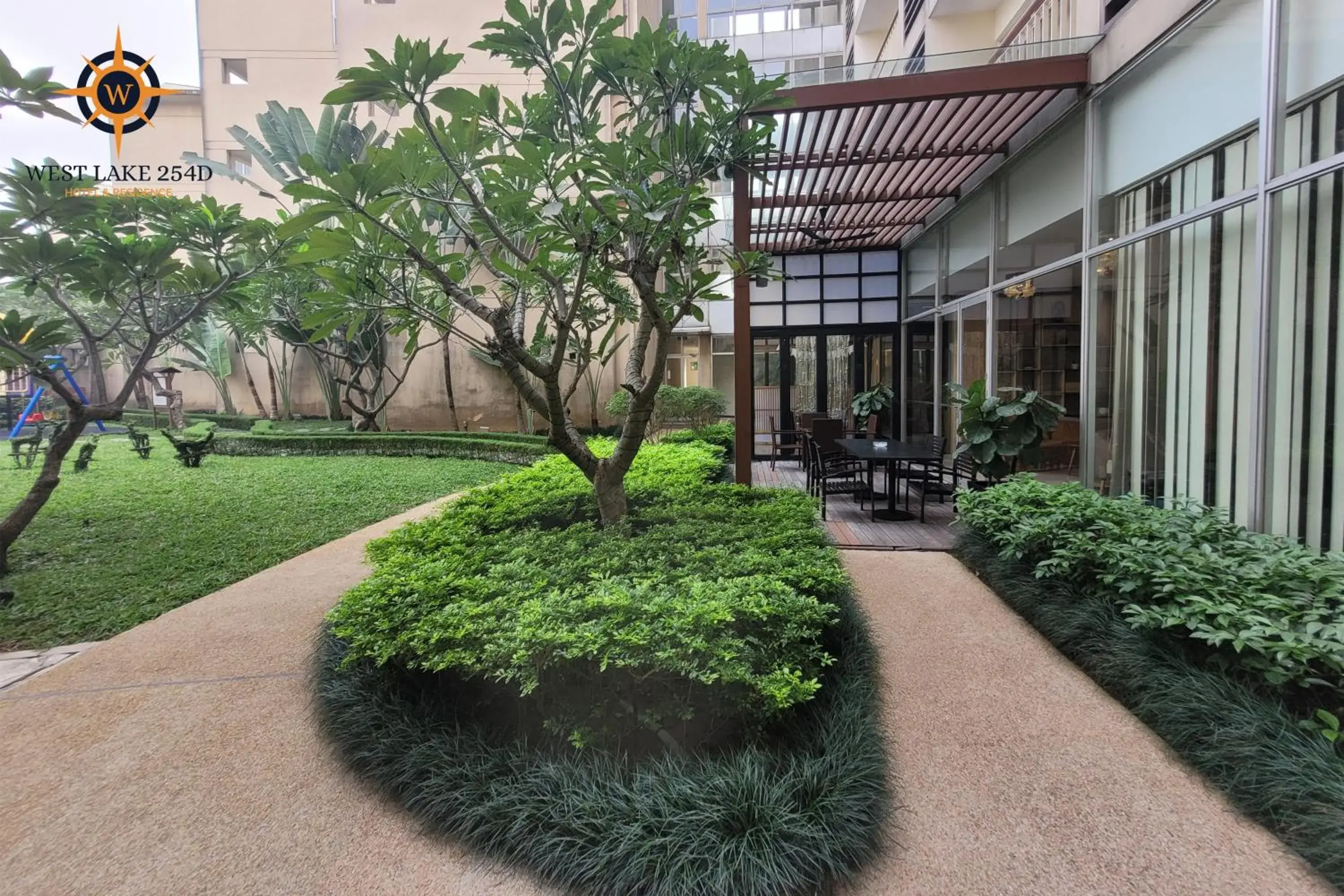 Garden, Property Building in West Lake 254D Hotel & Residence