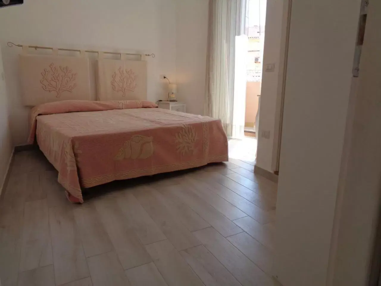 Bed in Sardinia-holiday B&B Spargi