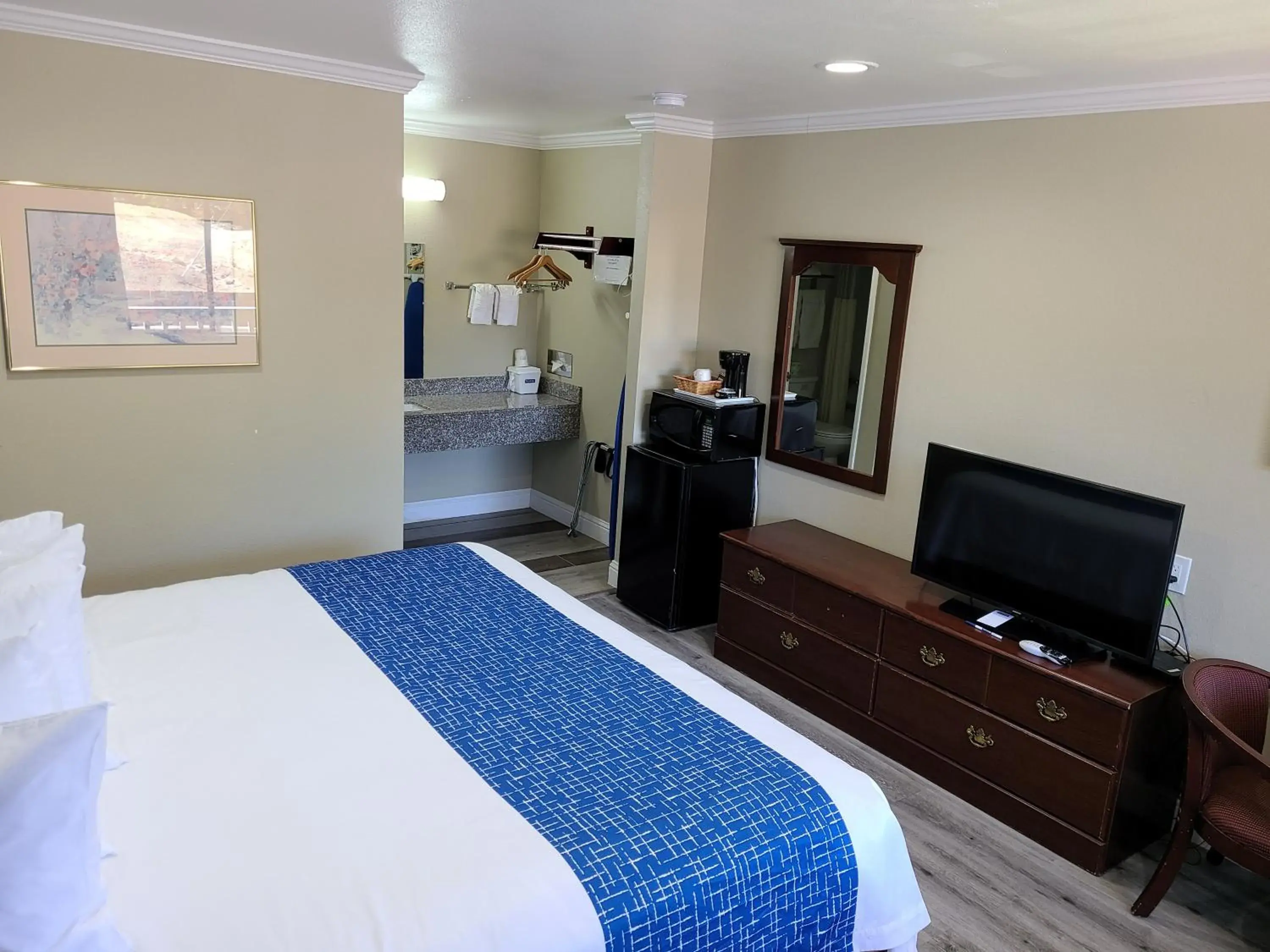 Bedroom, Bed in Travelodge by Wyndham Clearlake Bedroom, Bed in Travelodge by Wyndham Clearlake