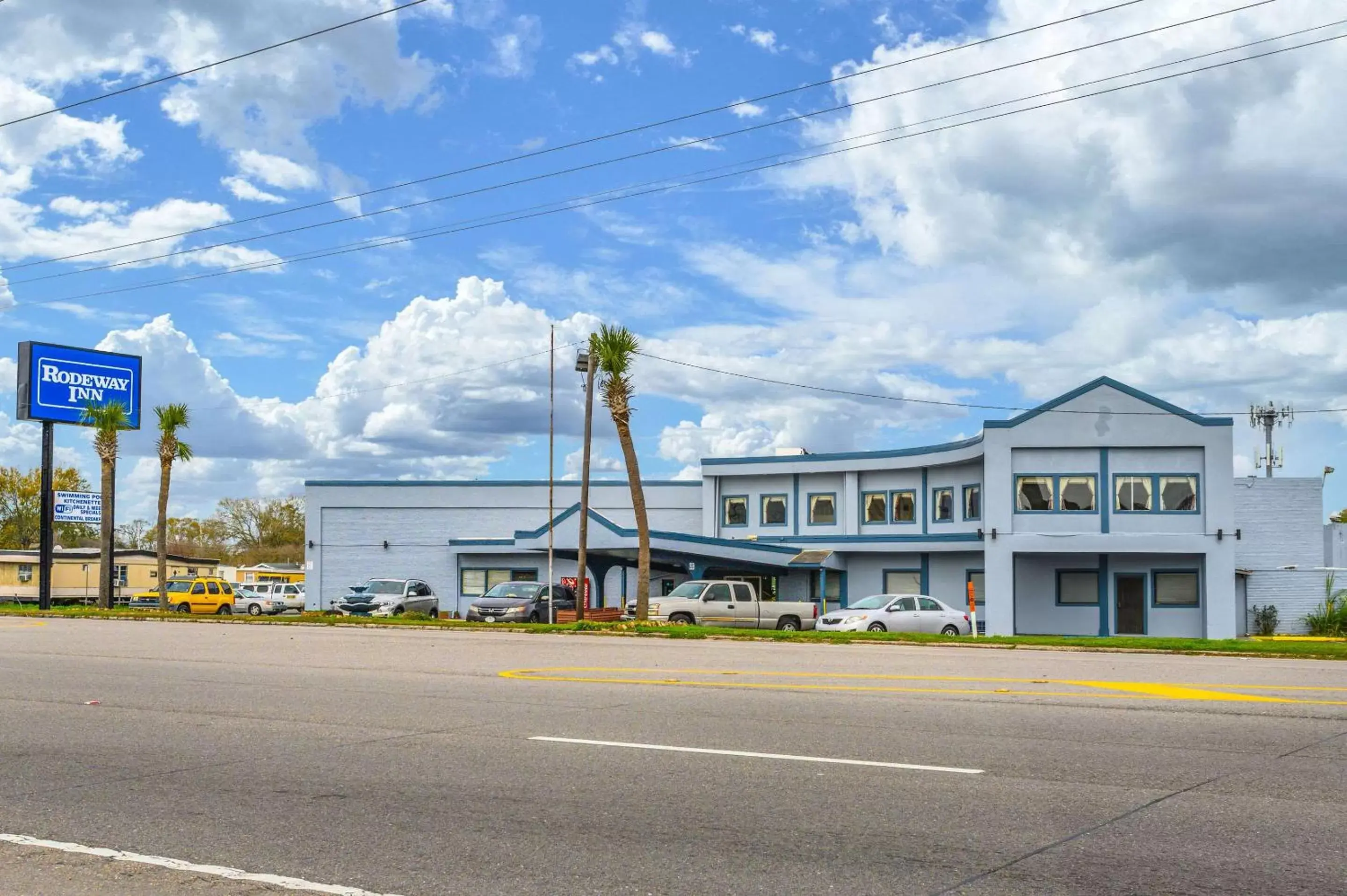 Property Building in Rodeway Inn