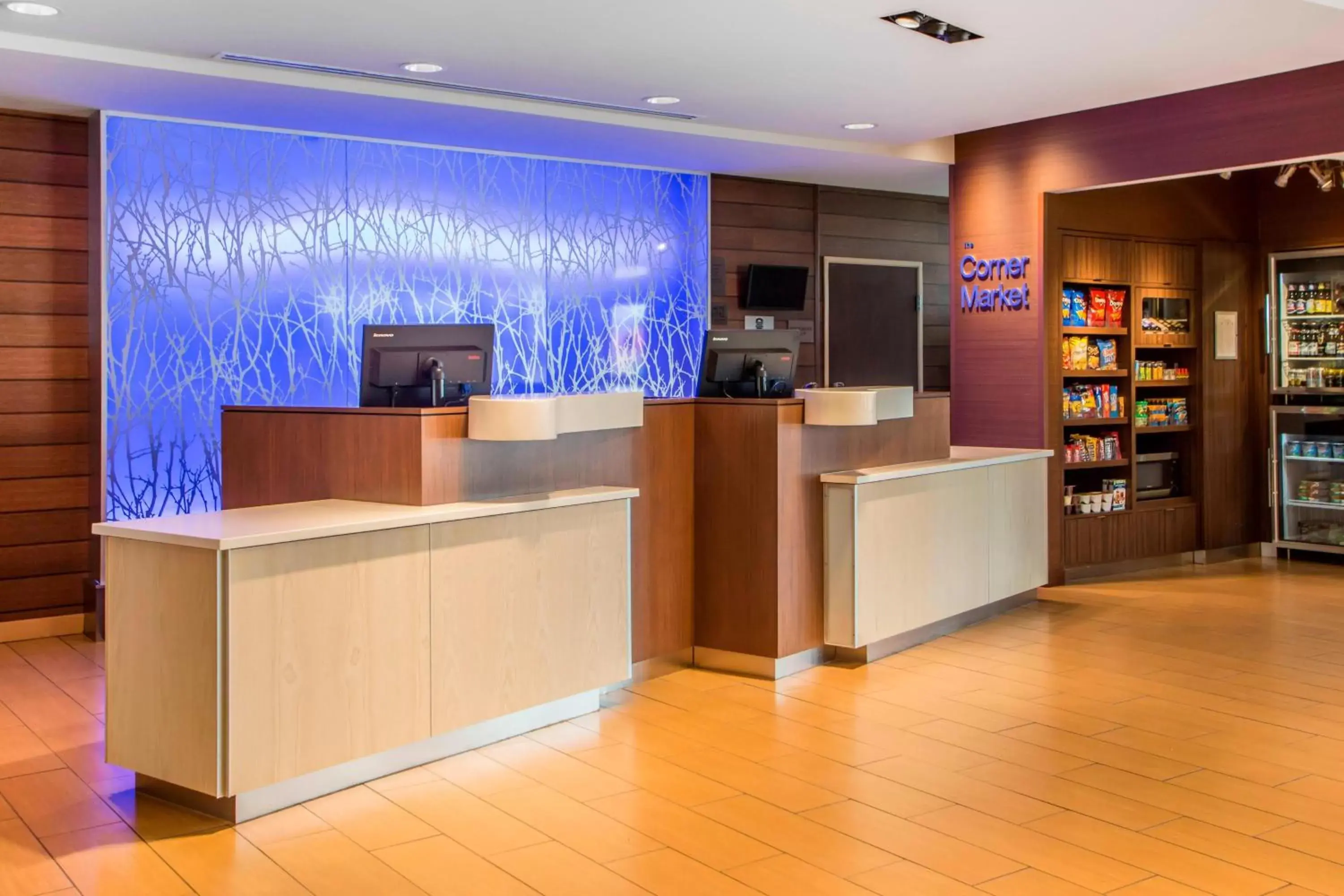 Lobby or reception, Lobby/Reception in Fairfield Inn & Suites by Marriott Waterloo Cedar Falls