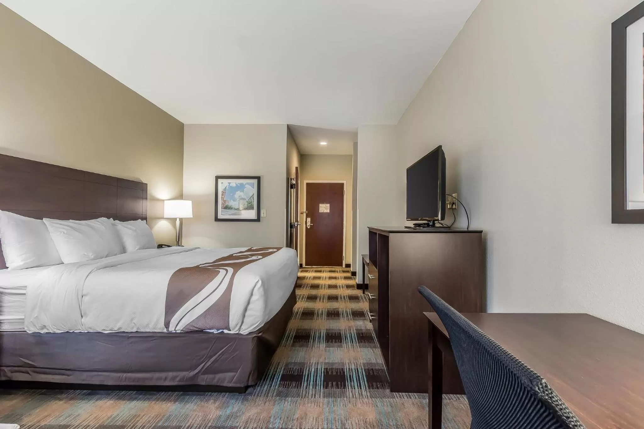 Photo of the whole room, Bed in Quality Inn Pleasant View