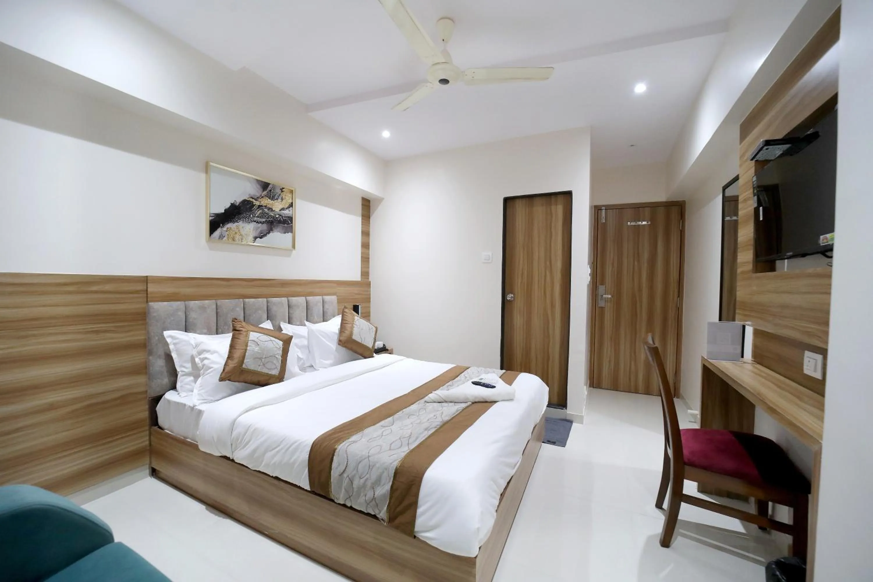 Bedroom, Bed in HOTEL ALFA EXECUTIVE