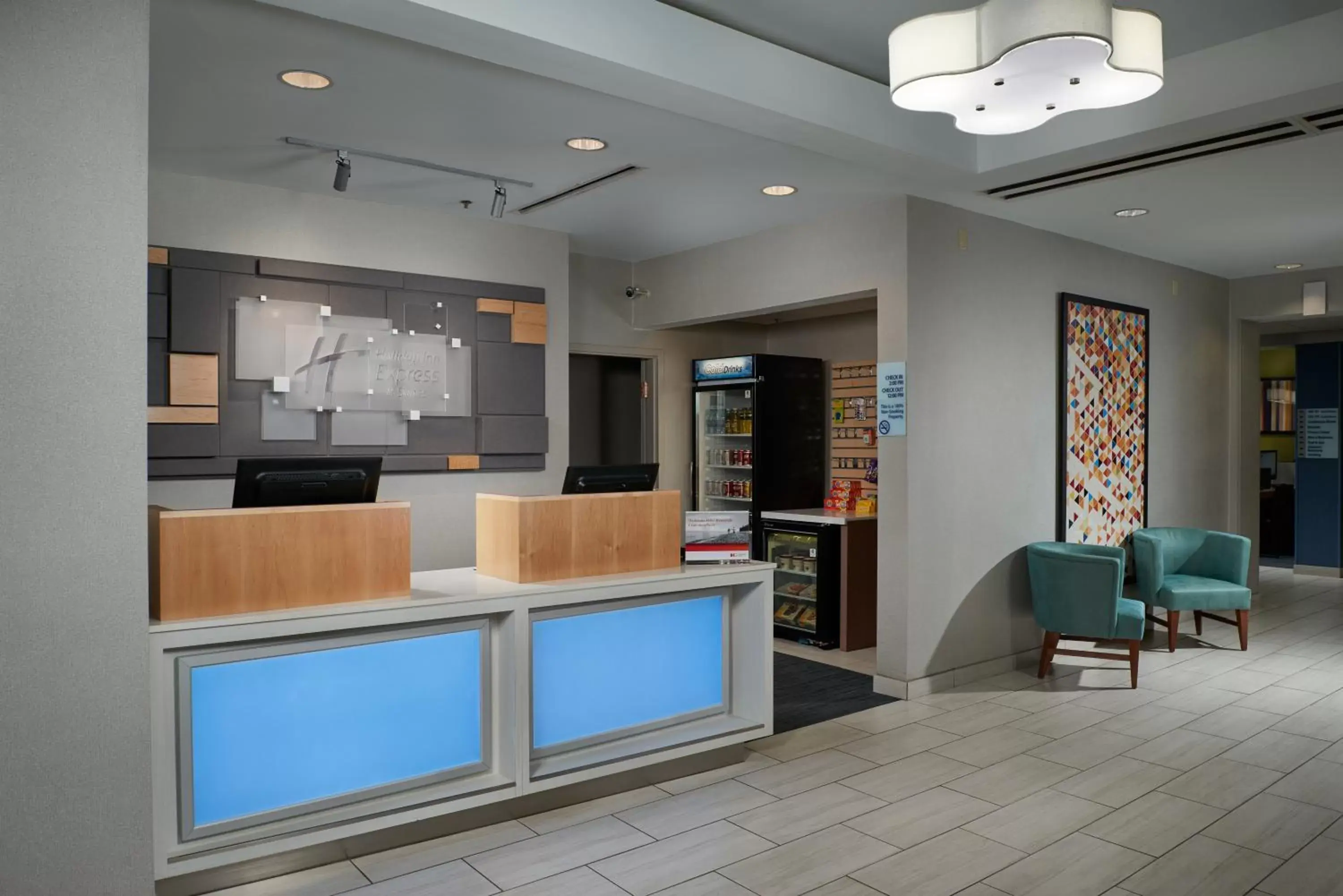 Property building, Lobby/Reception in Holiday Inn Express Hotel & Suites Anniston/Oxford, an IHG Hotel