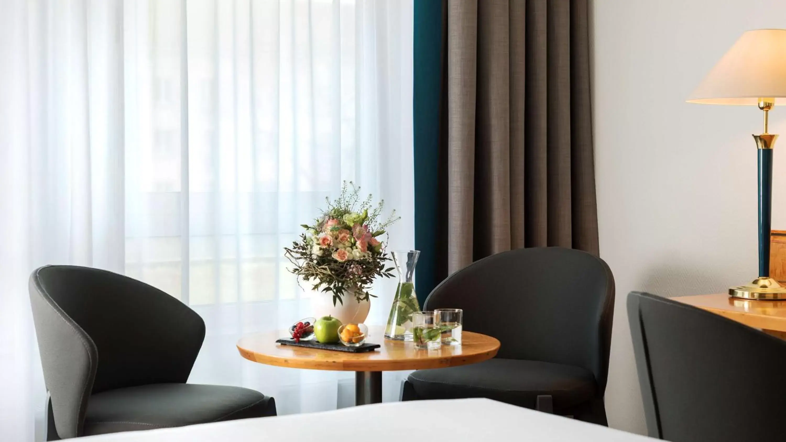 Photo of the whole room in Dorint Hotel Dresden Photo of the whole room in Dorint Hotel Dresden