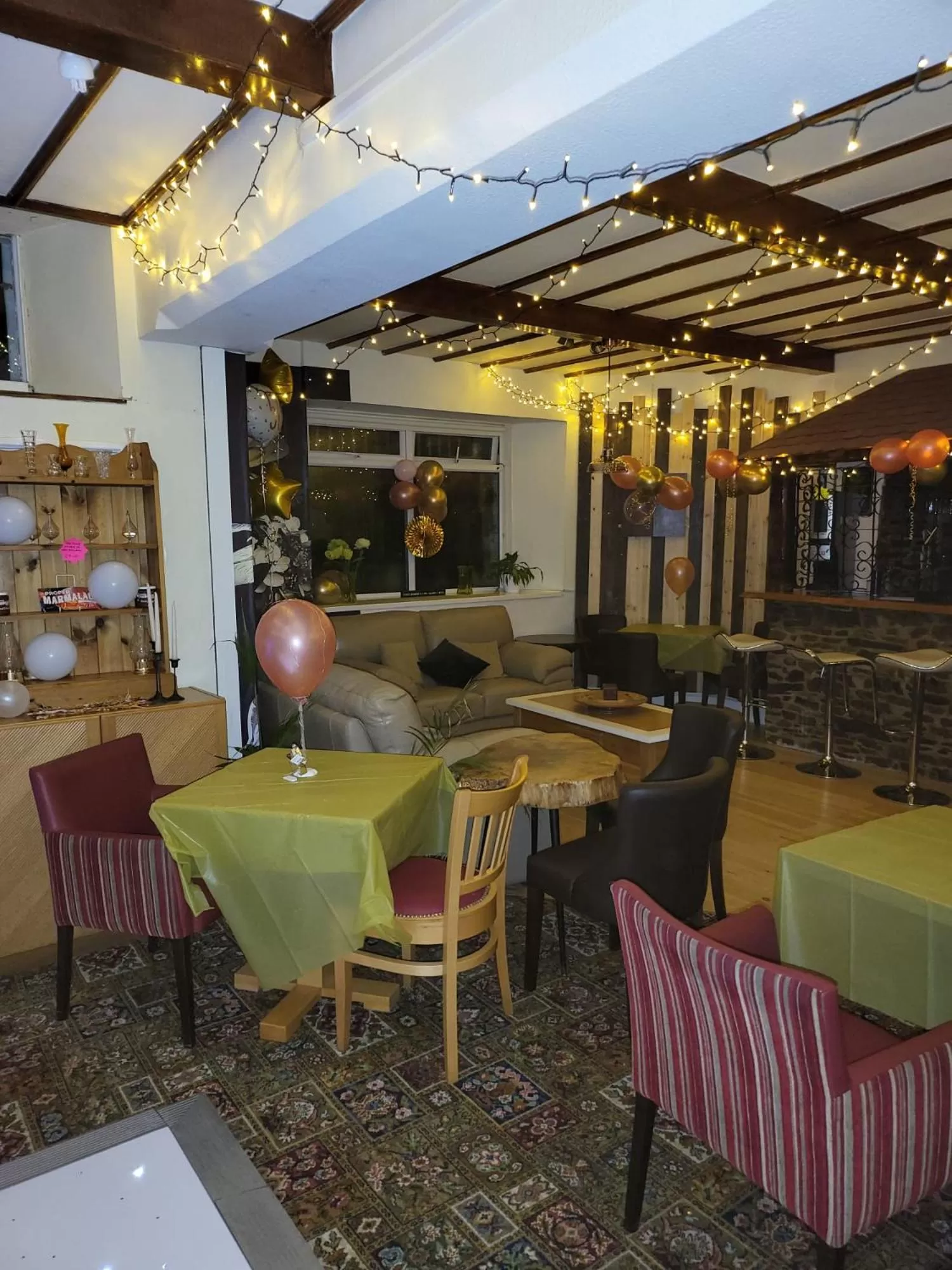 Lounge or bar in The Darnley Hotel