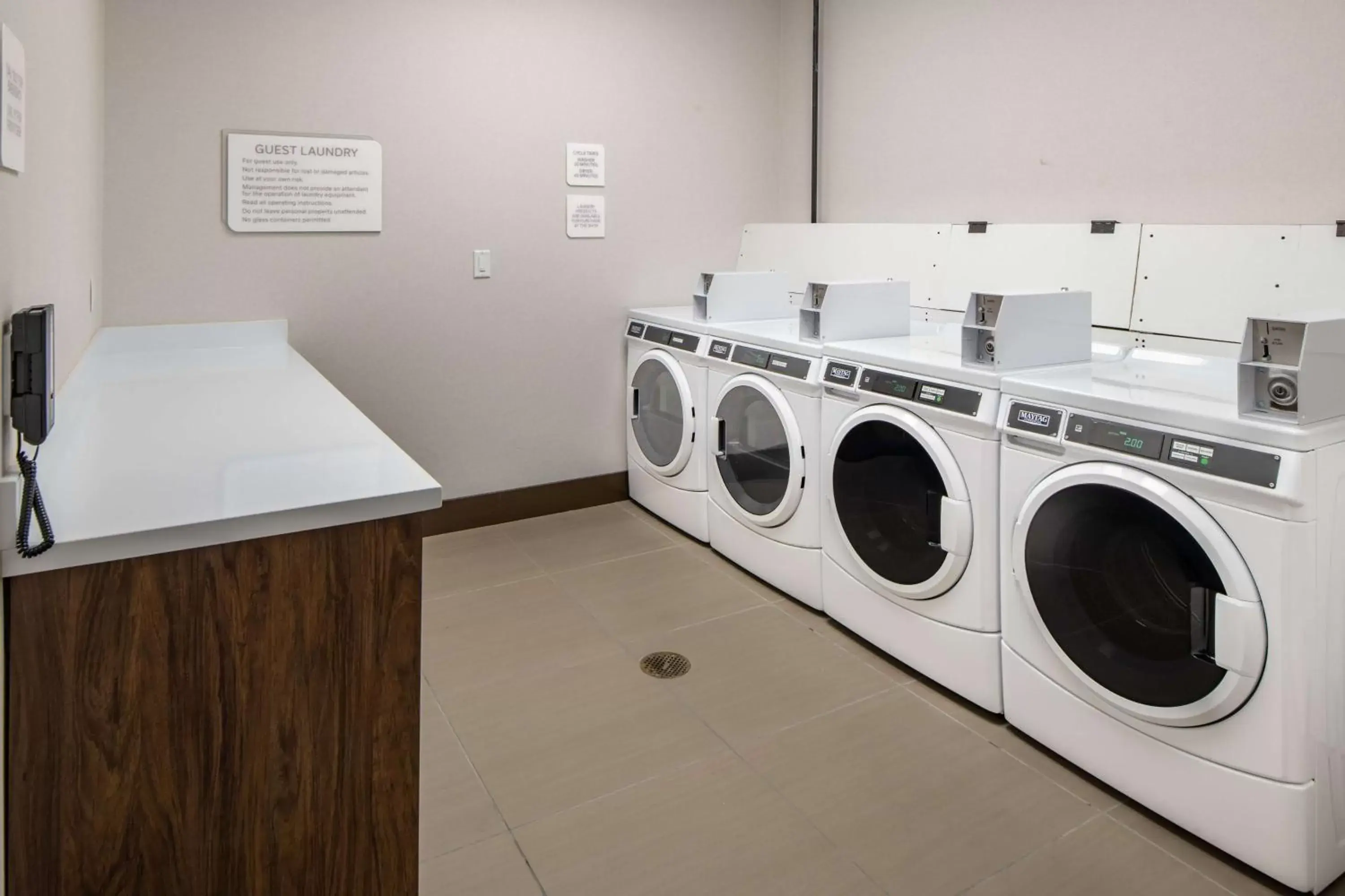 Property building in Hilton Garden Inn Dallas At Hurst Conference Center Property building in Hilton Garden Inn Dallas At Hurst Conference Center