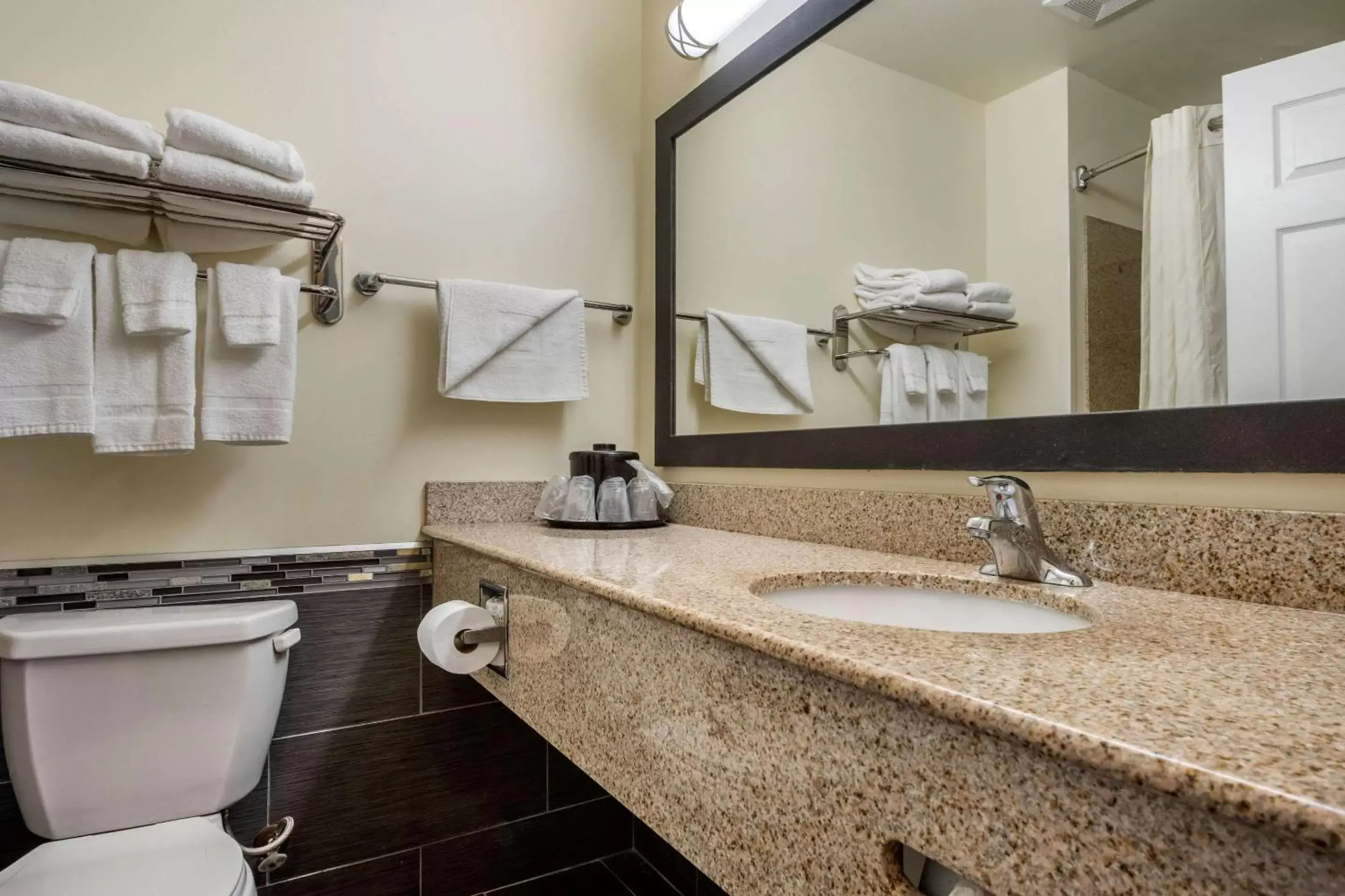 Photo of the whole room, Bathroom in MainStay Suites Grantville