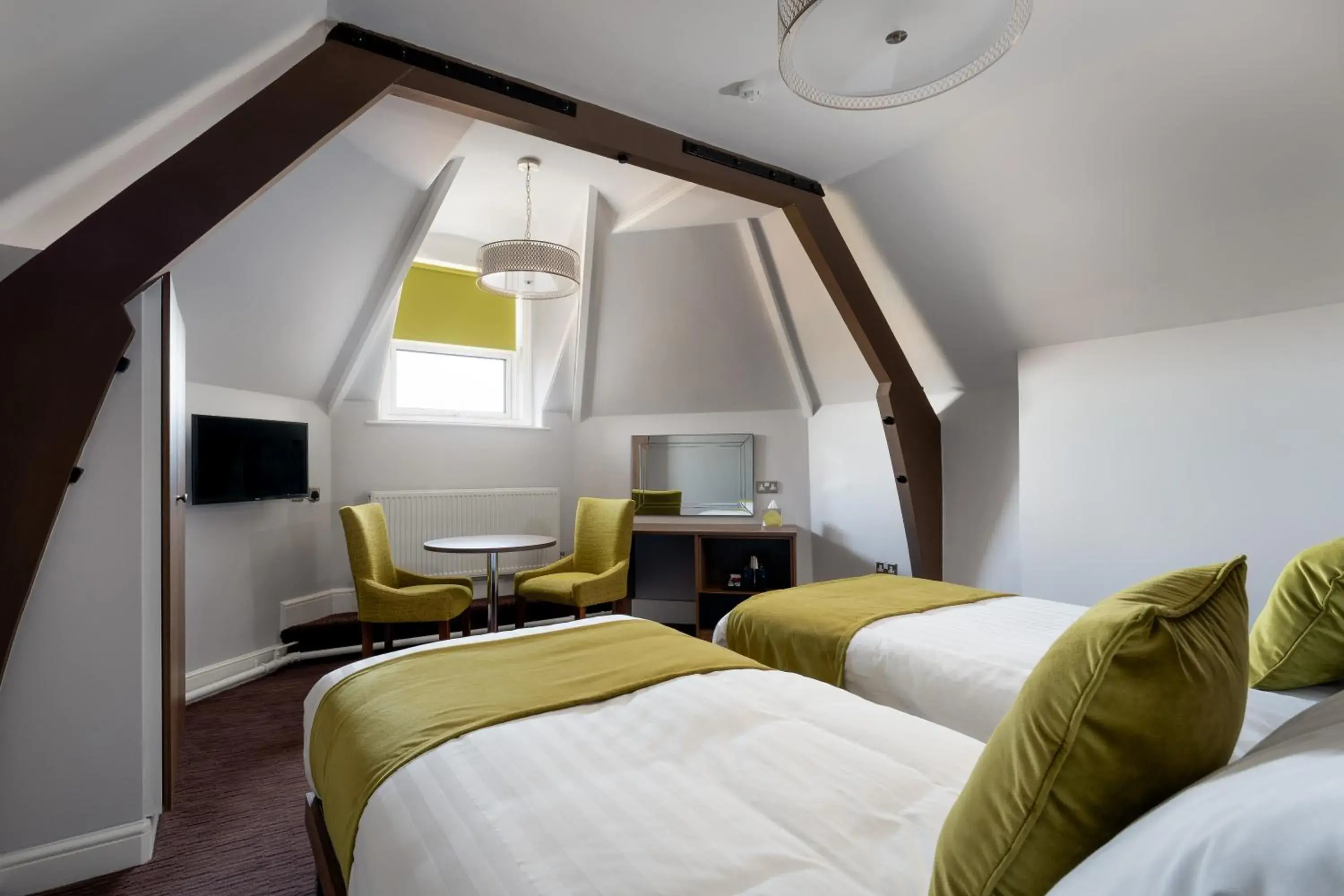 Bedroom, Bed in St Andrews Hotel