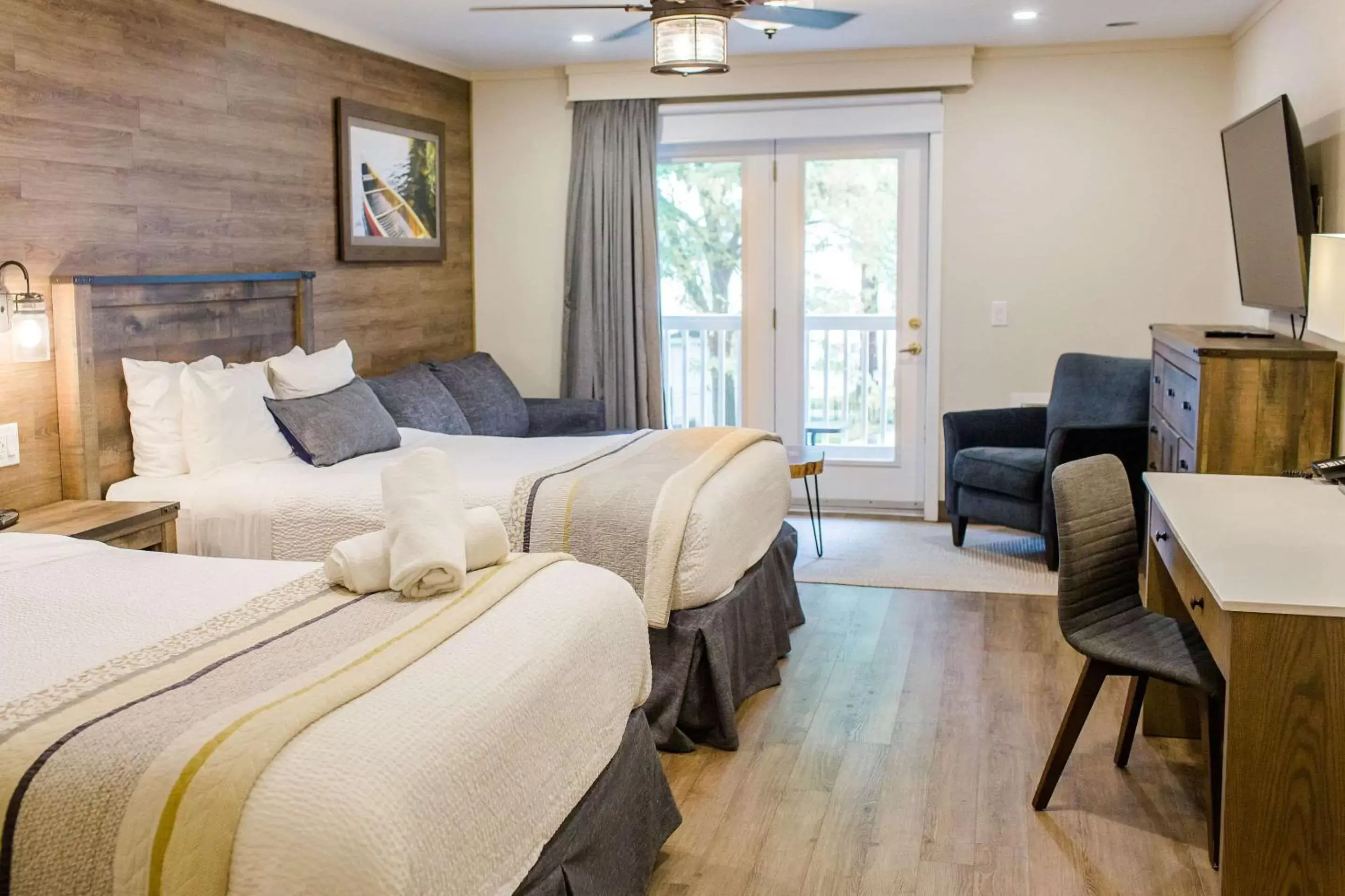 Bedroom in Bayview Wildwood Resort, Ascend Hotel Collection