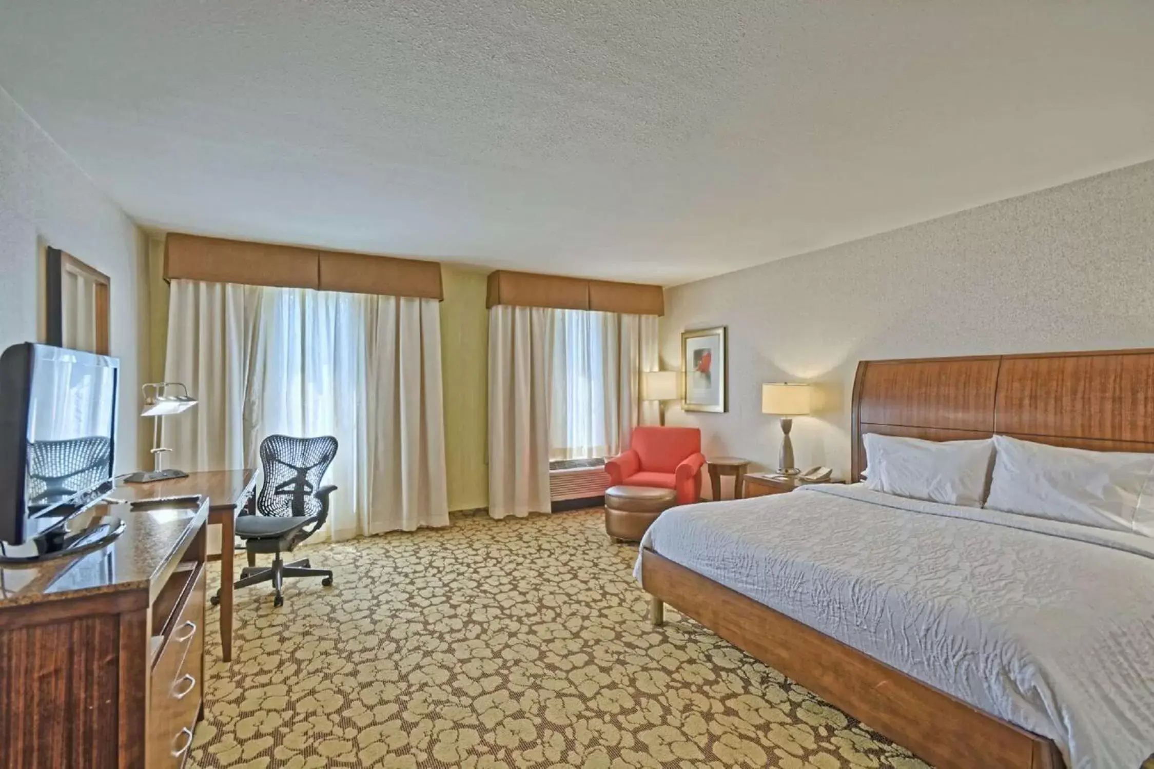 Bed in Hilton Garden Inn by Hilton Mount Laurel Bed in Hilton Garden Inn by Hilton Mount Laurel
