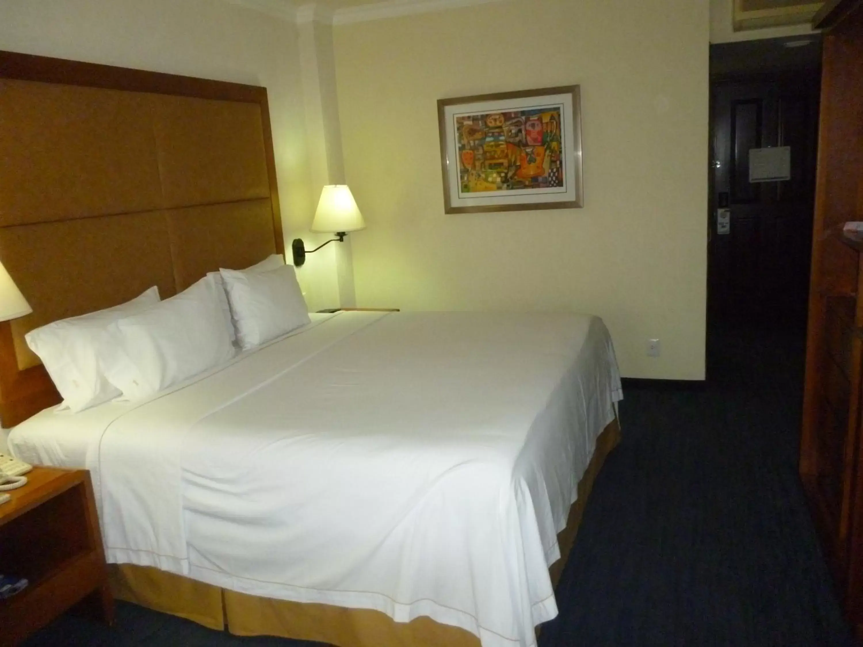 Photo of the whole room, Bed in Holiday Inn Express Oaxaca - Centro Historico, an IHG Hotel