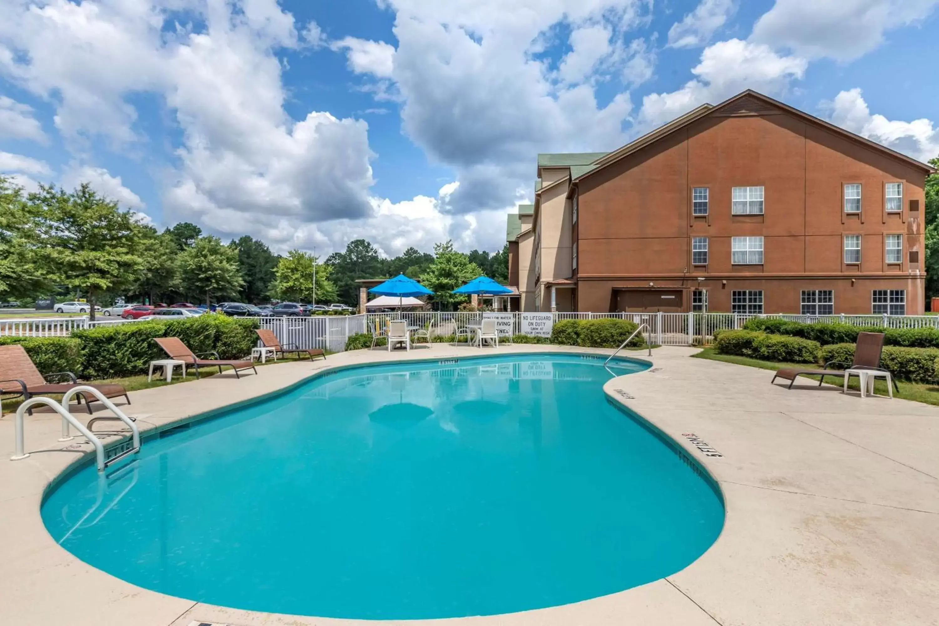 Activities, Property Building in Country Inn & Suites by Radisson, Aiken, SC