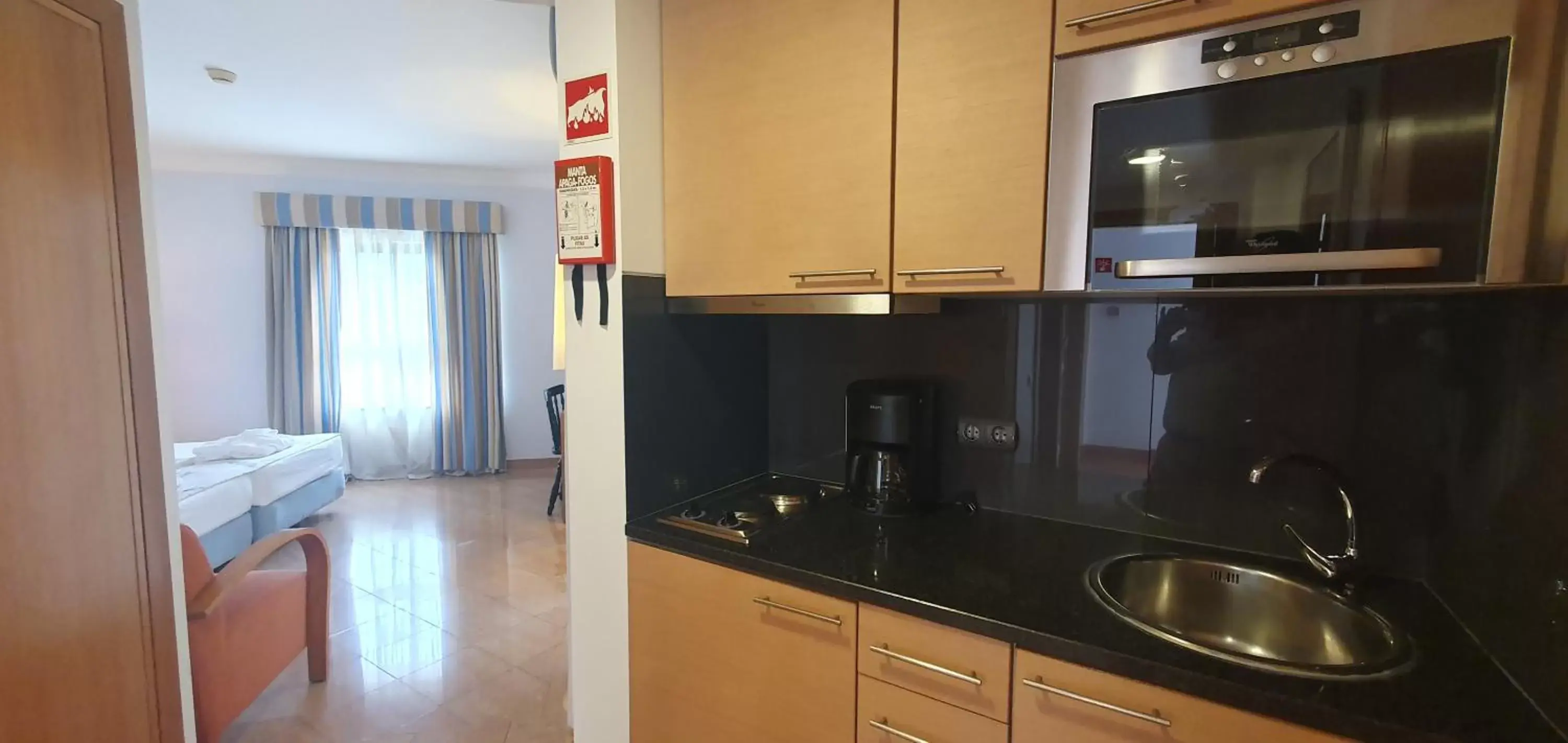 Kitchen or kitchenette, Kitchen/Kitchenette in Pestana Alvor Park Hotel Apartamento