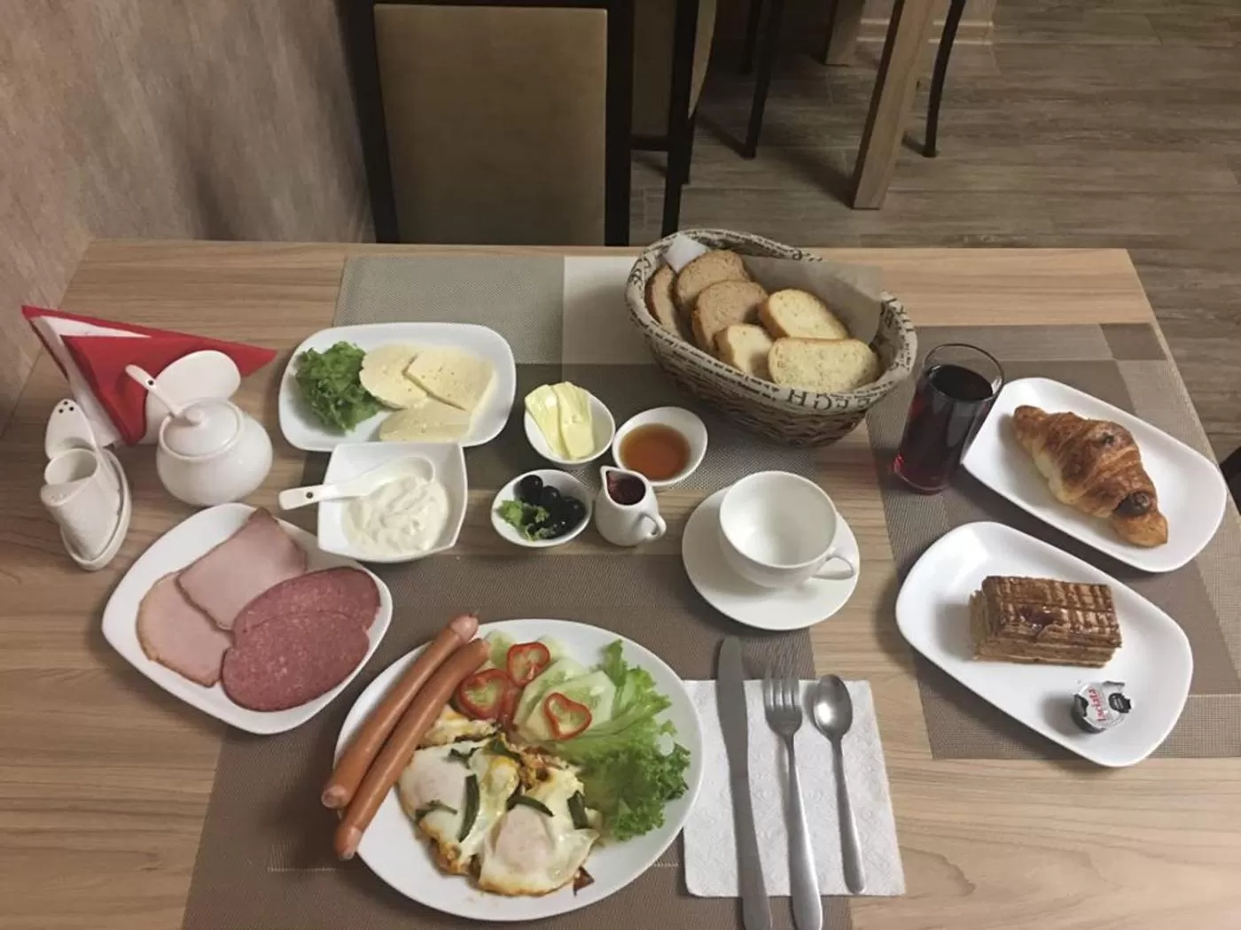 Food and drinks in Family Hotel Triston