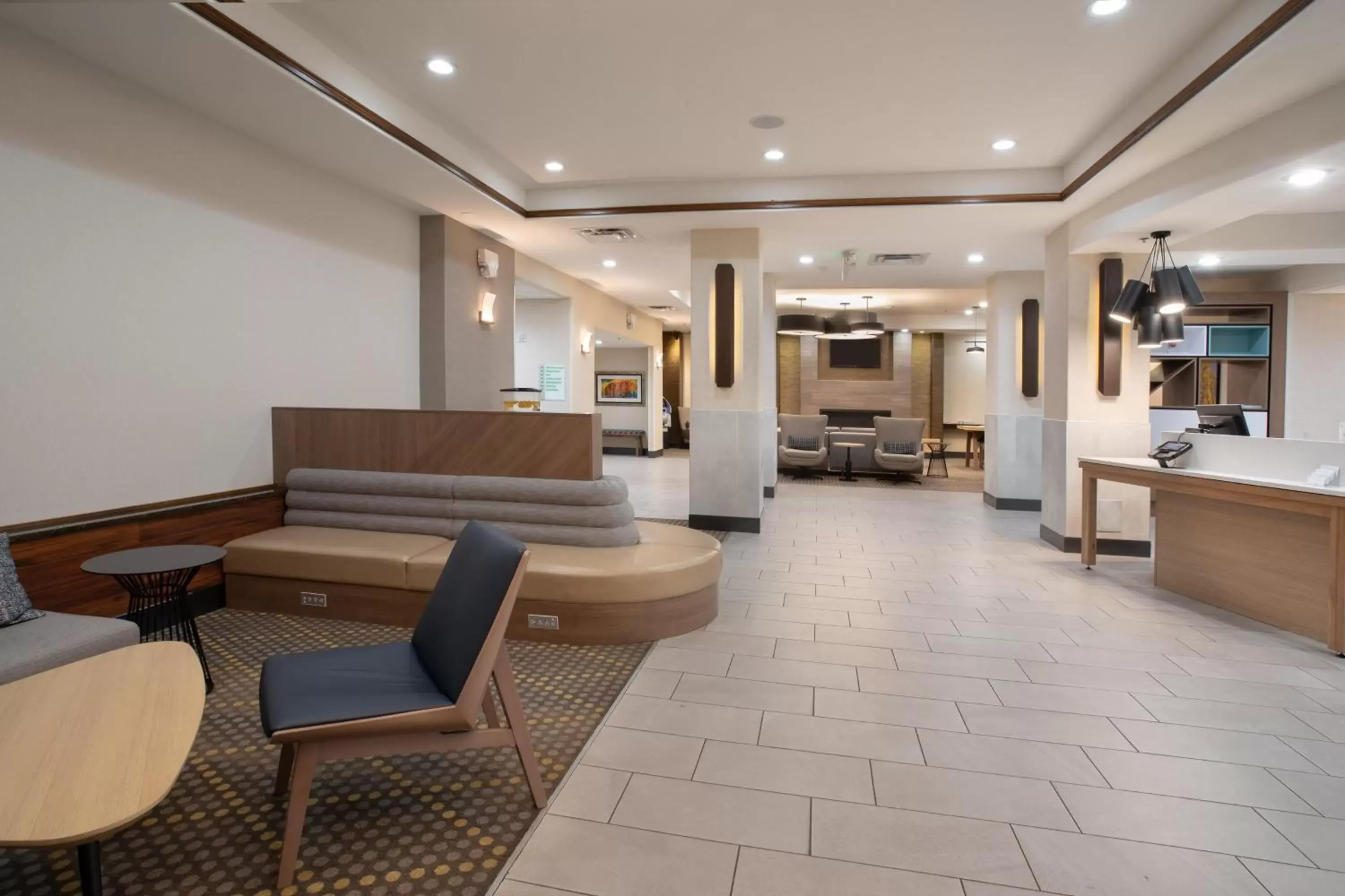 Property building, Lobby/Reception in Holiday Inn & Suites Durango Downtown, an IHG Hotel