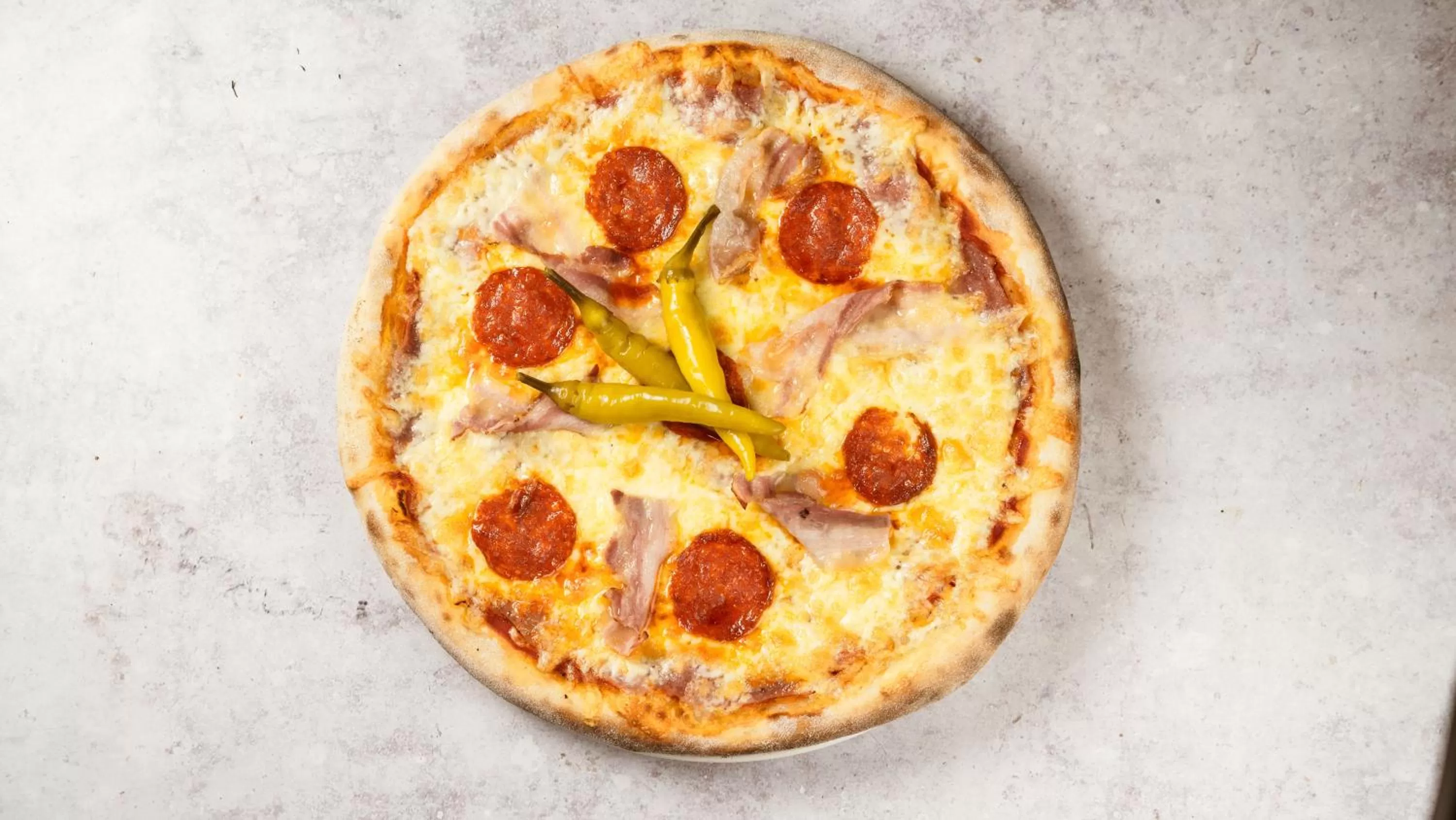 Restaurant/places to eat in Royal Airport Hotel