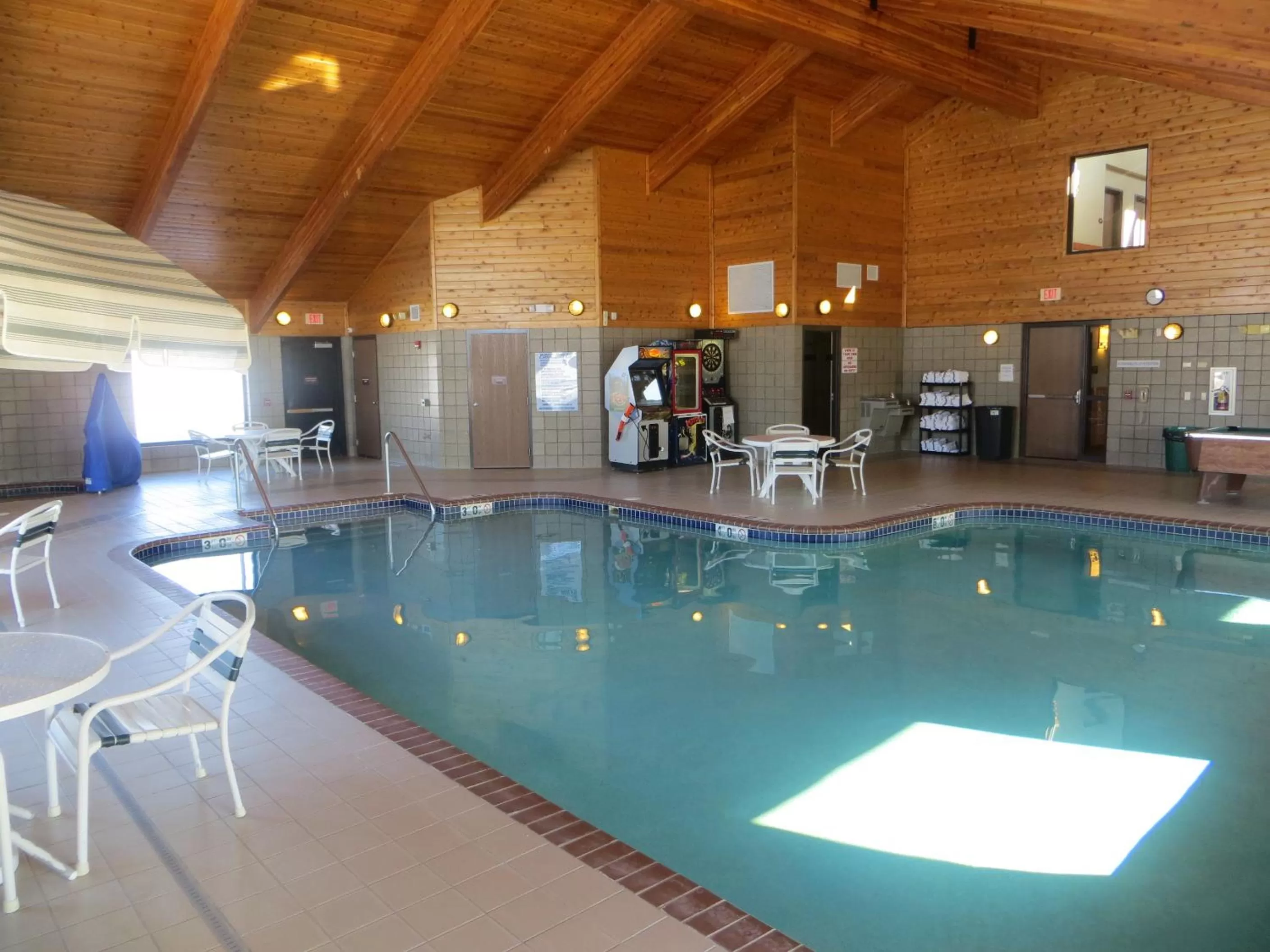 Swimming pool in AmericInn by Wyndham Manitowoc