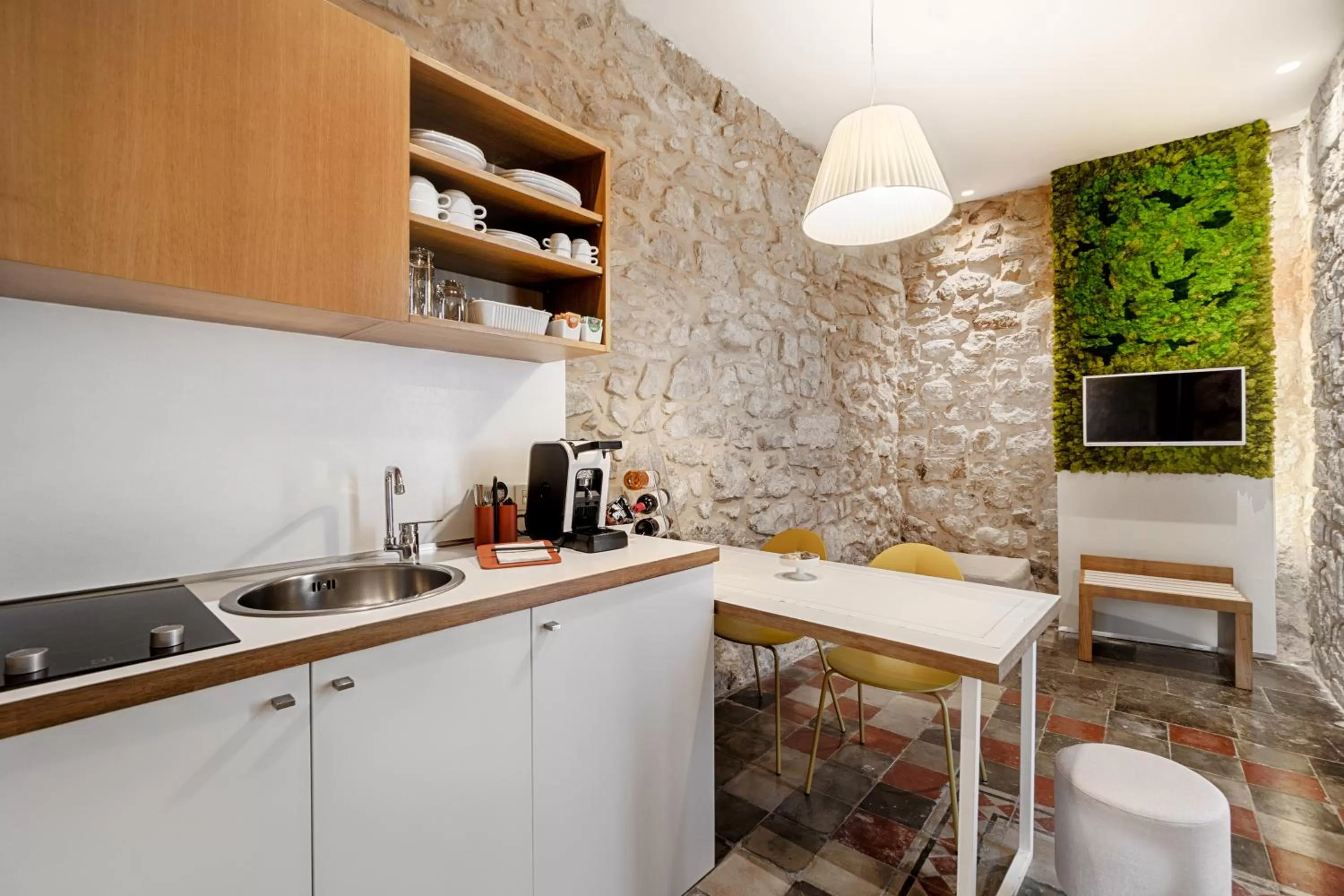 Coffee/tea facilities in Iblaresort Boutique Hotel