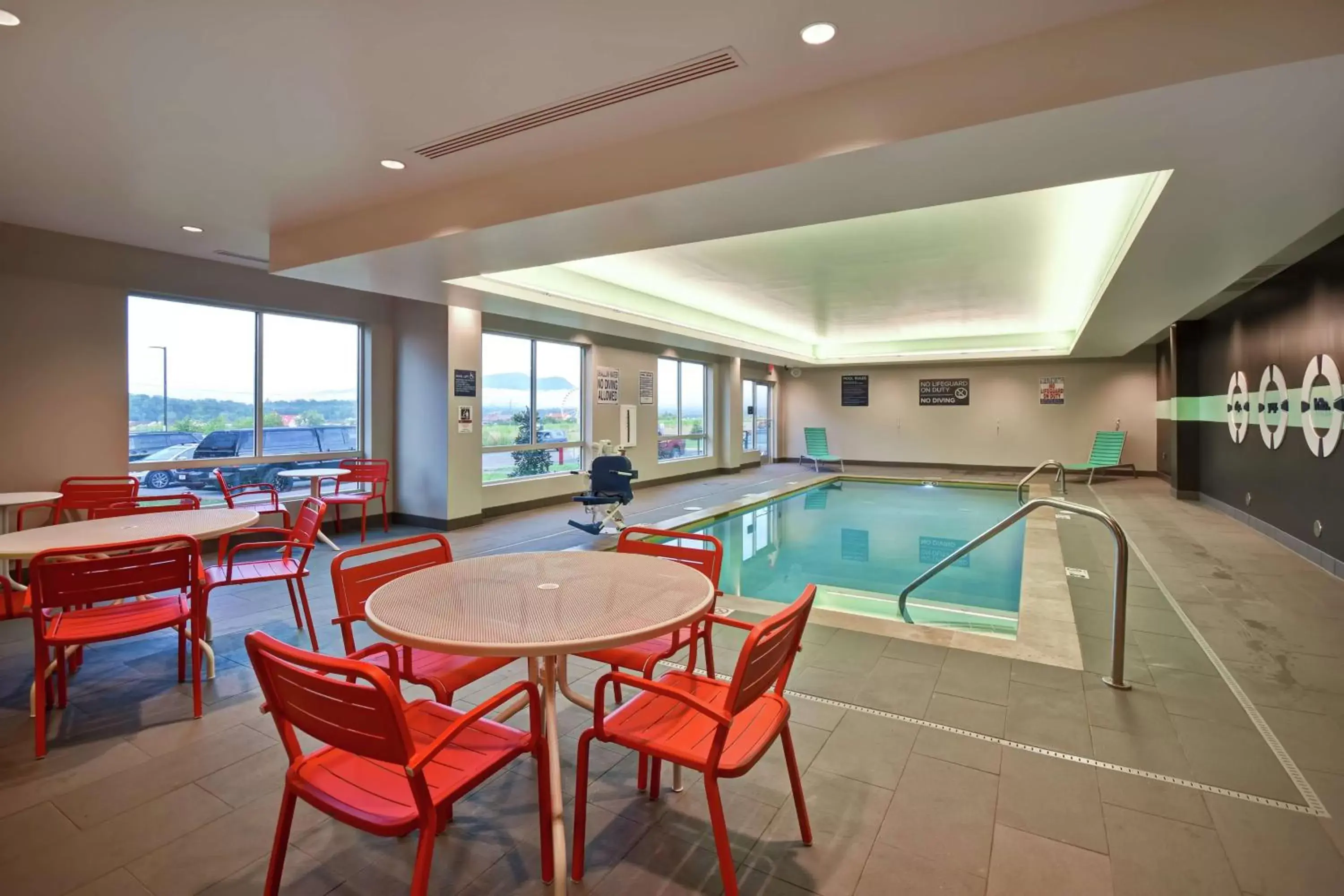 Pool view in Tru By Hilton Pigeon Forge Pool view in Tru By Hilton Pigeon Forge