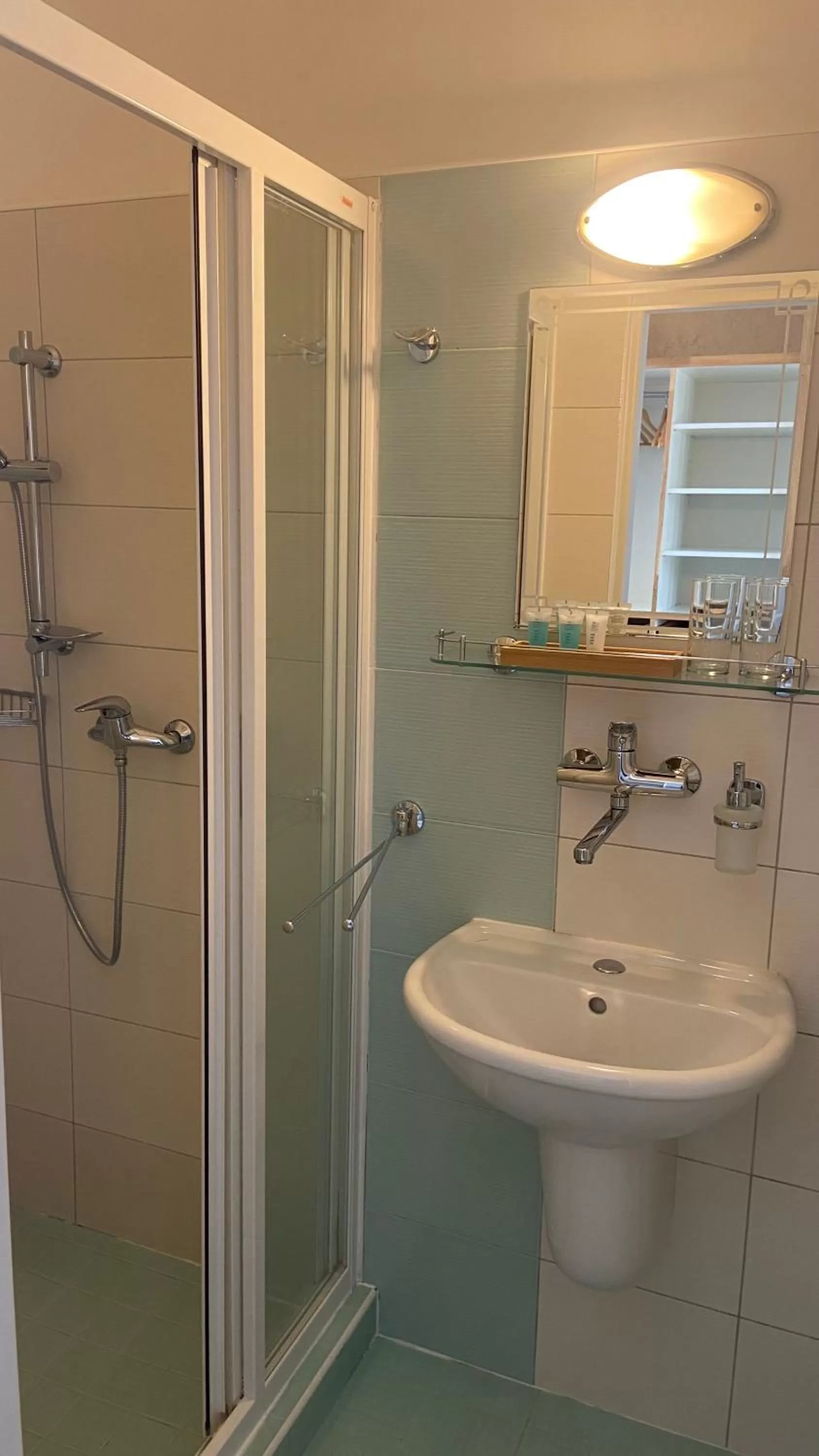 Shower in Aparthotel Slezák