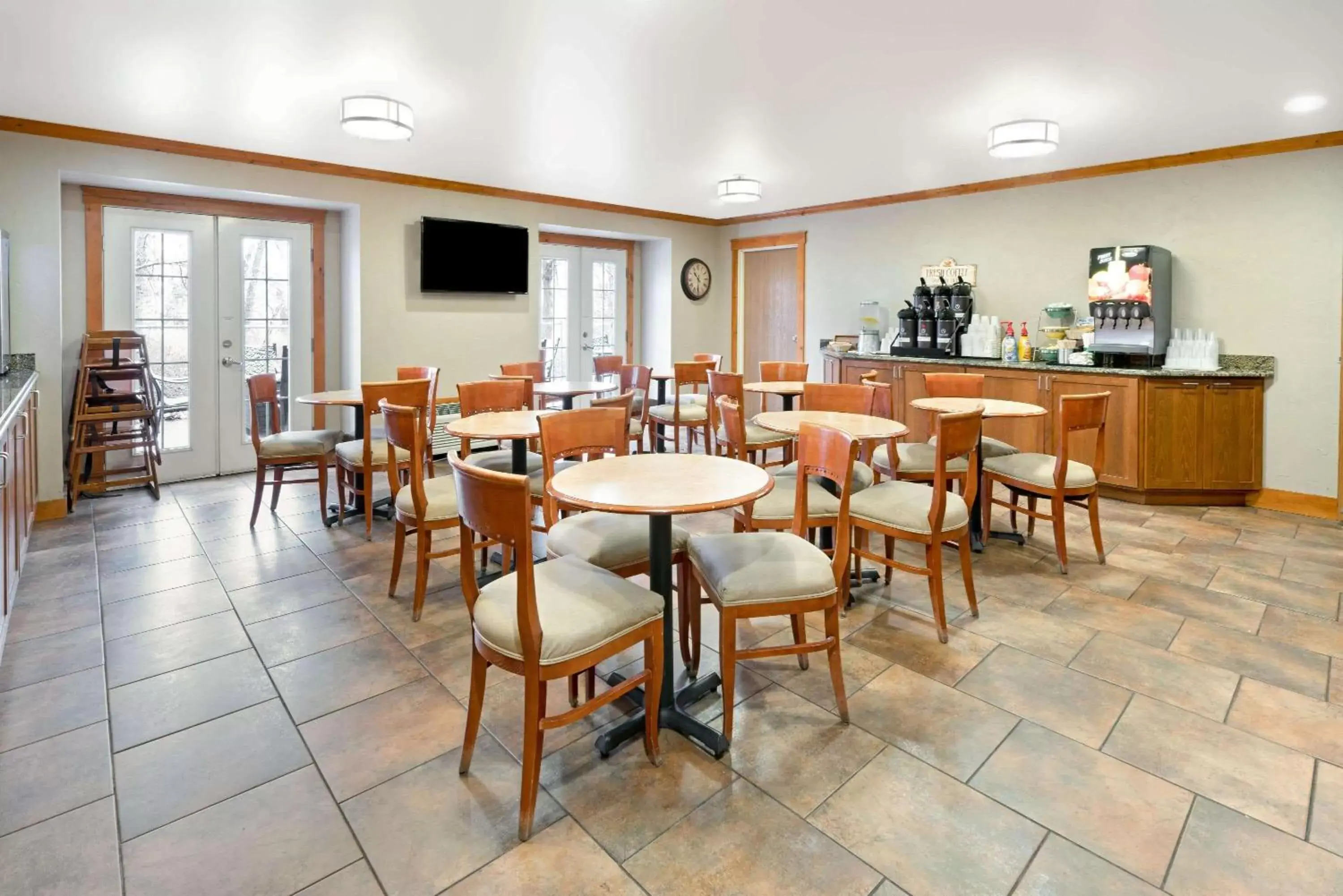 Restaurant/Places to Eat in La Quinta Inn by Wyndham Missoula