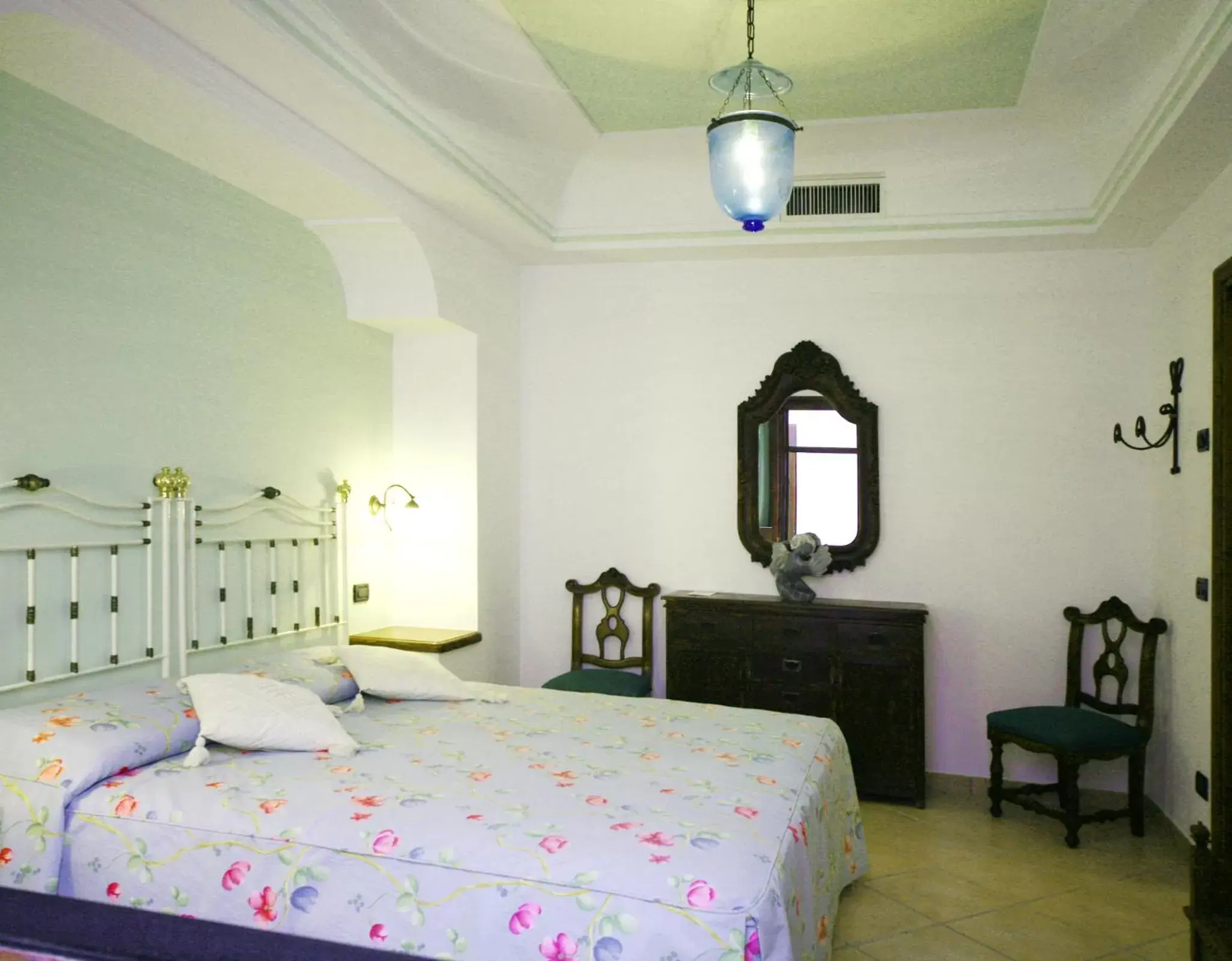 Photo of the whole room, Bed in Tenuta Villa Tara