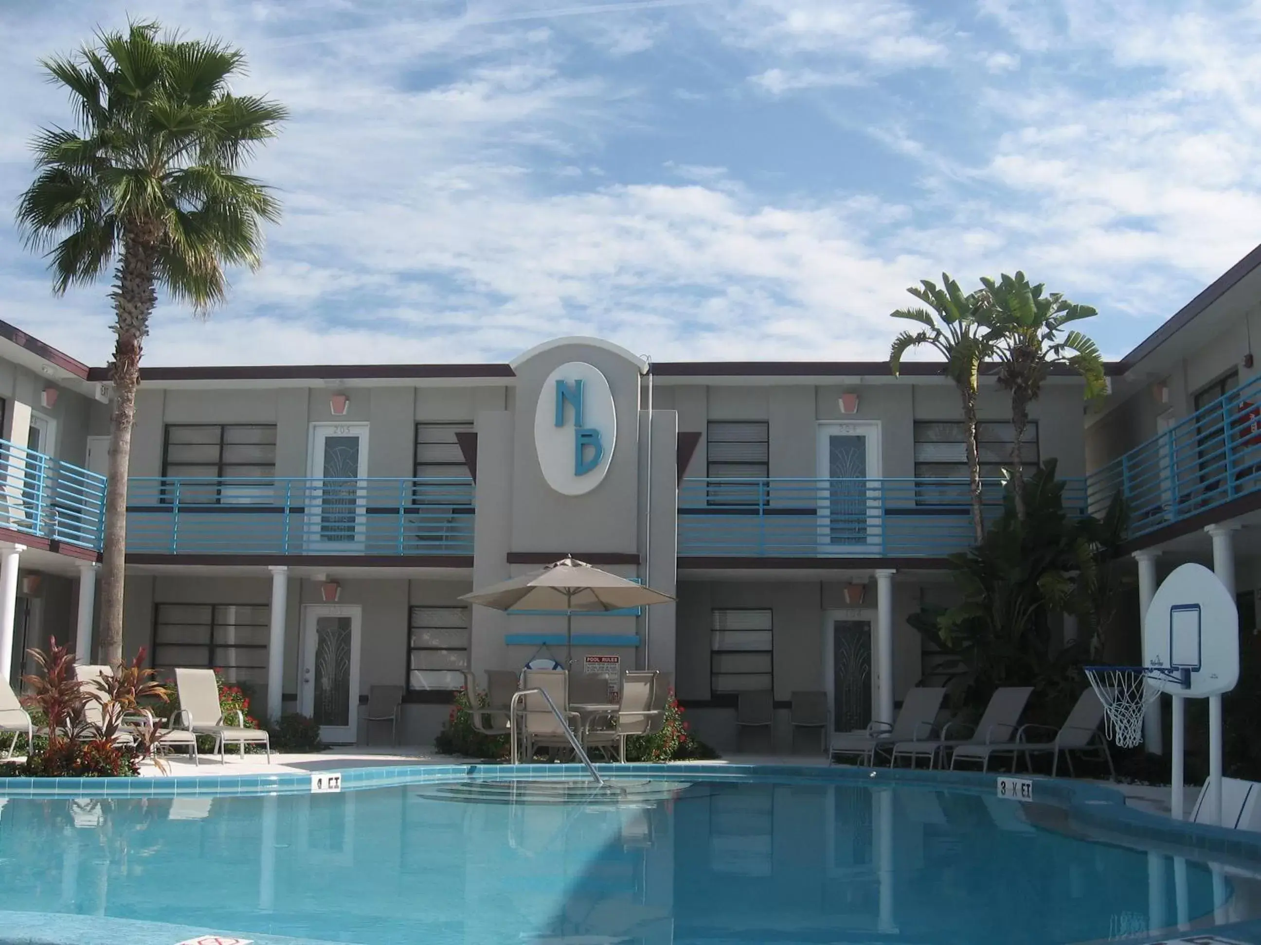 Property building in Royal North Beach Property building in Royal North Beach