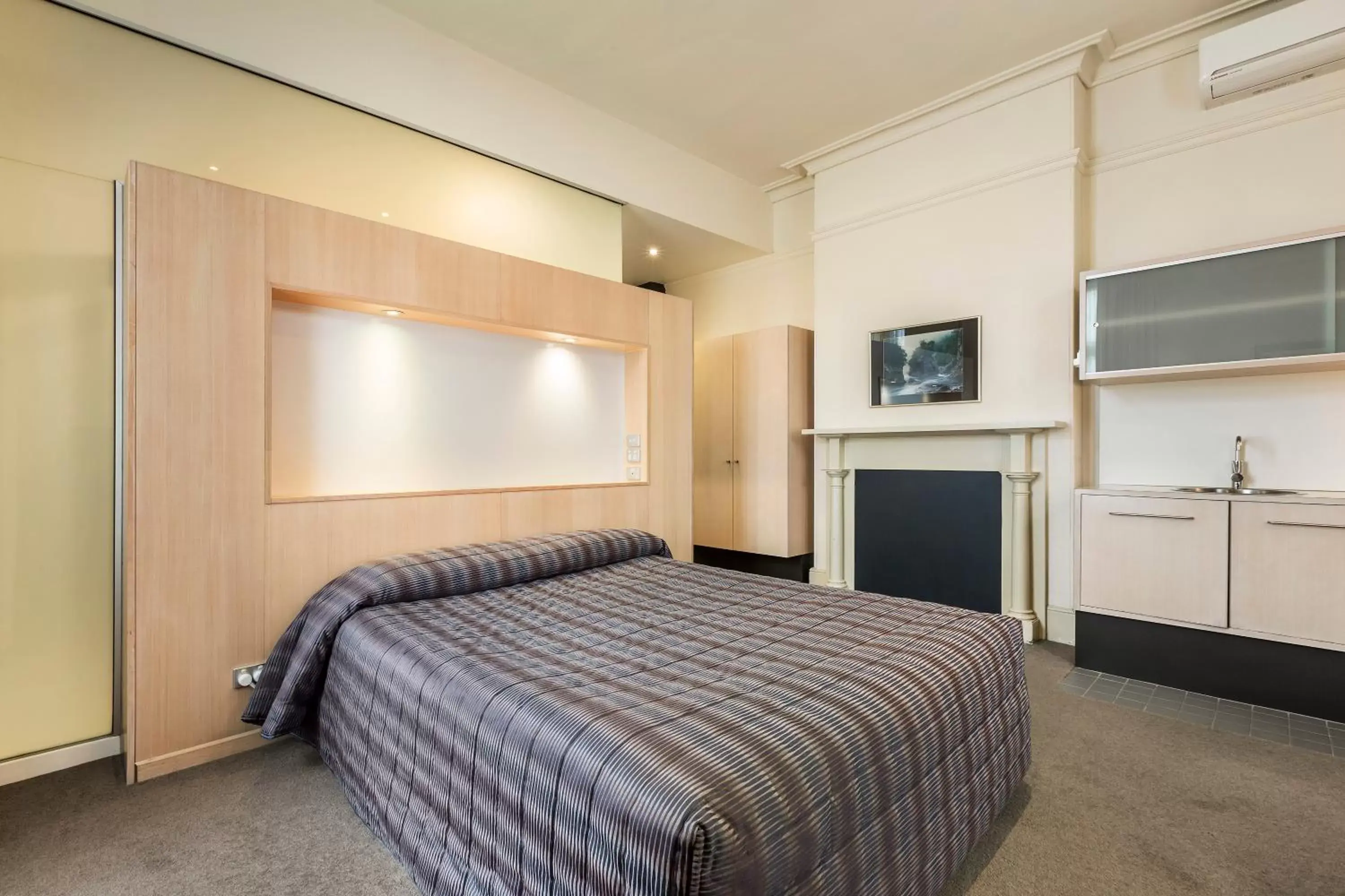 Bedroom, Bed in Quest Trinity House Bedroom, Bed in Quest Trinity House