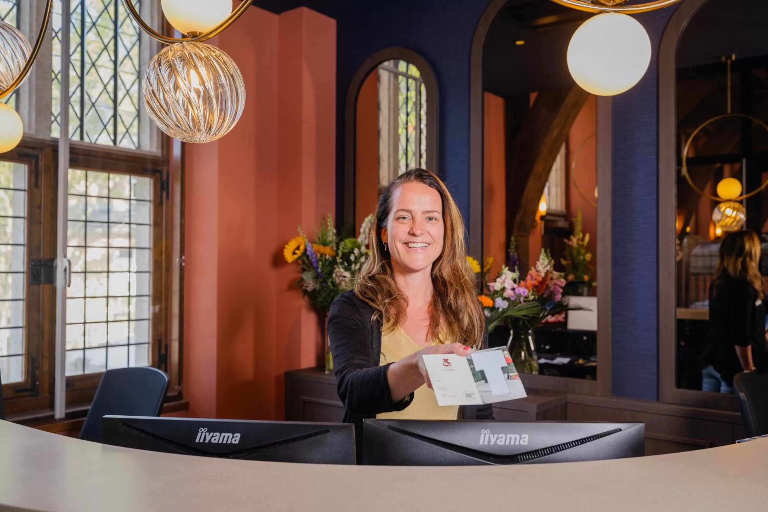 Staff, Lobby/Reception in Hotel St Joris I Kloeg Collection