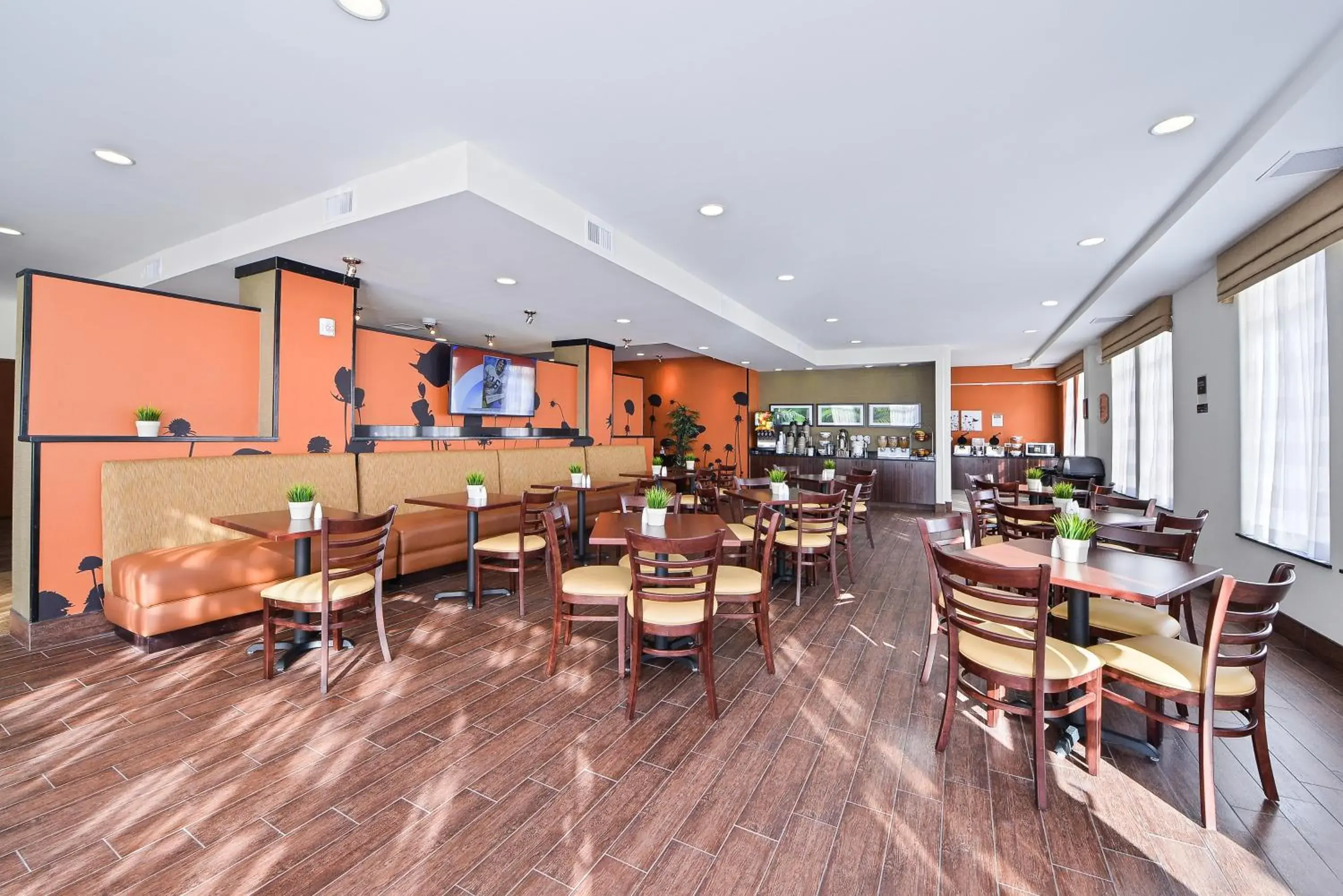 Dining area, Restaurant/Places to Eat in Sleep Inn & Suites Austin – Tech Center