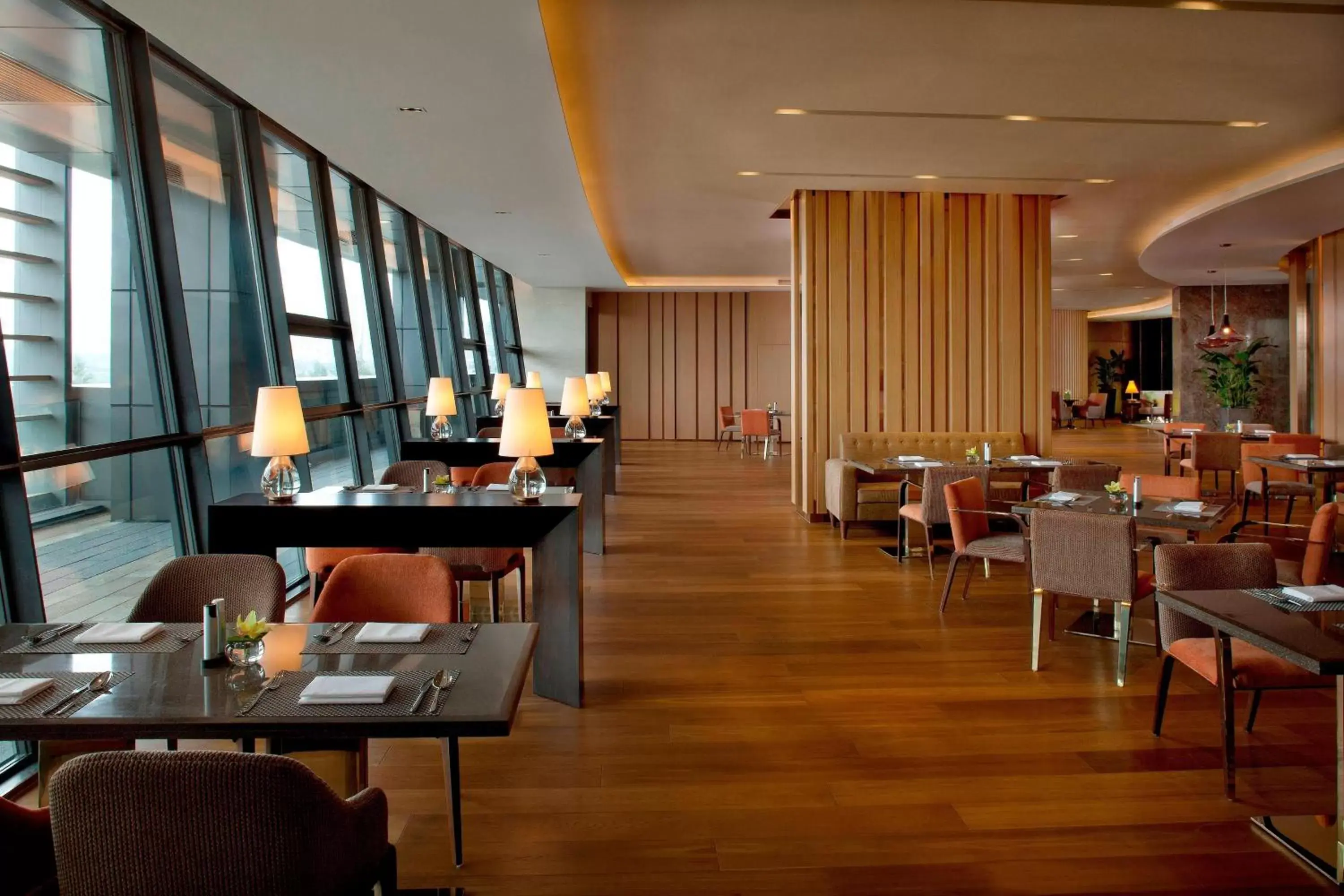 Restaurant/Places to Eat in The OCT Harbour, Shenzhen - Marriott Executive Apartments
