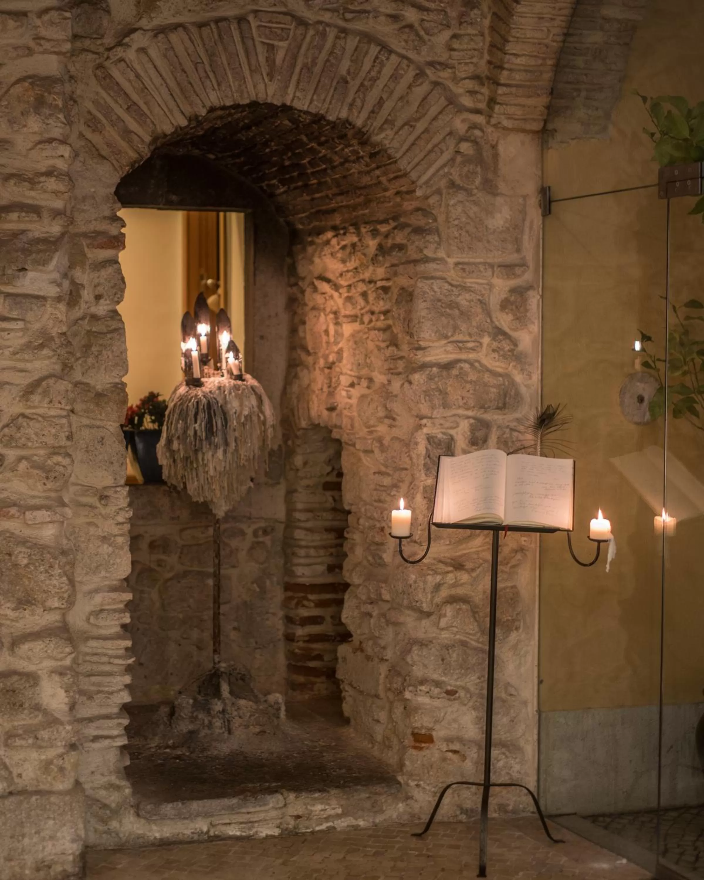 Decorative detail in Solar do Castelo - Lisbon Heritage Collection - Alfama