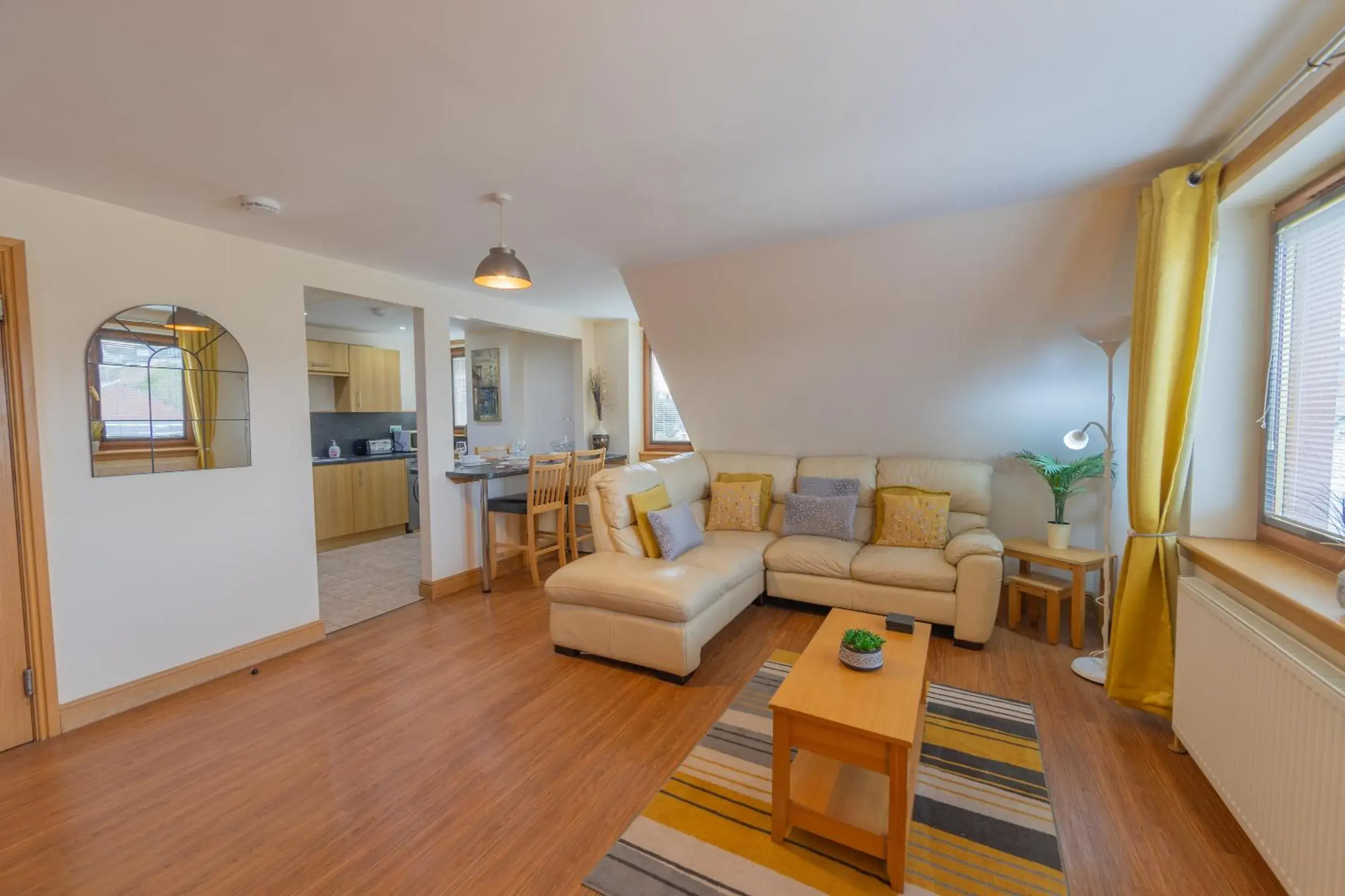 Living room, Seating Area in Quay Head View