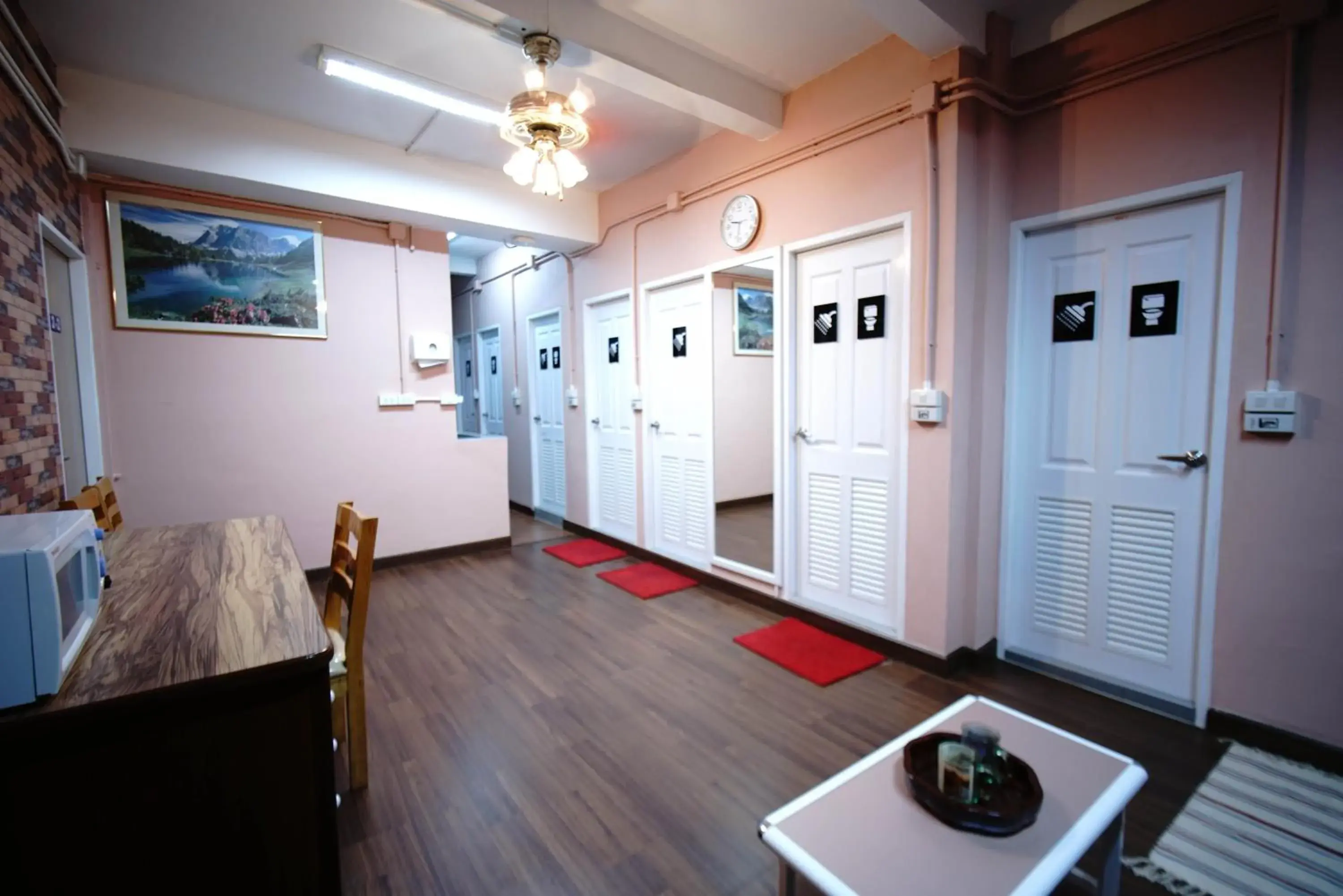 Bunk Bed in Mixed Dormitory Room in Urban Hostel Bangkok Bunk Bed in Mixed Dormitory Room in Urban Hostel Bangkok