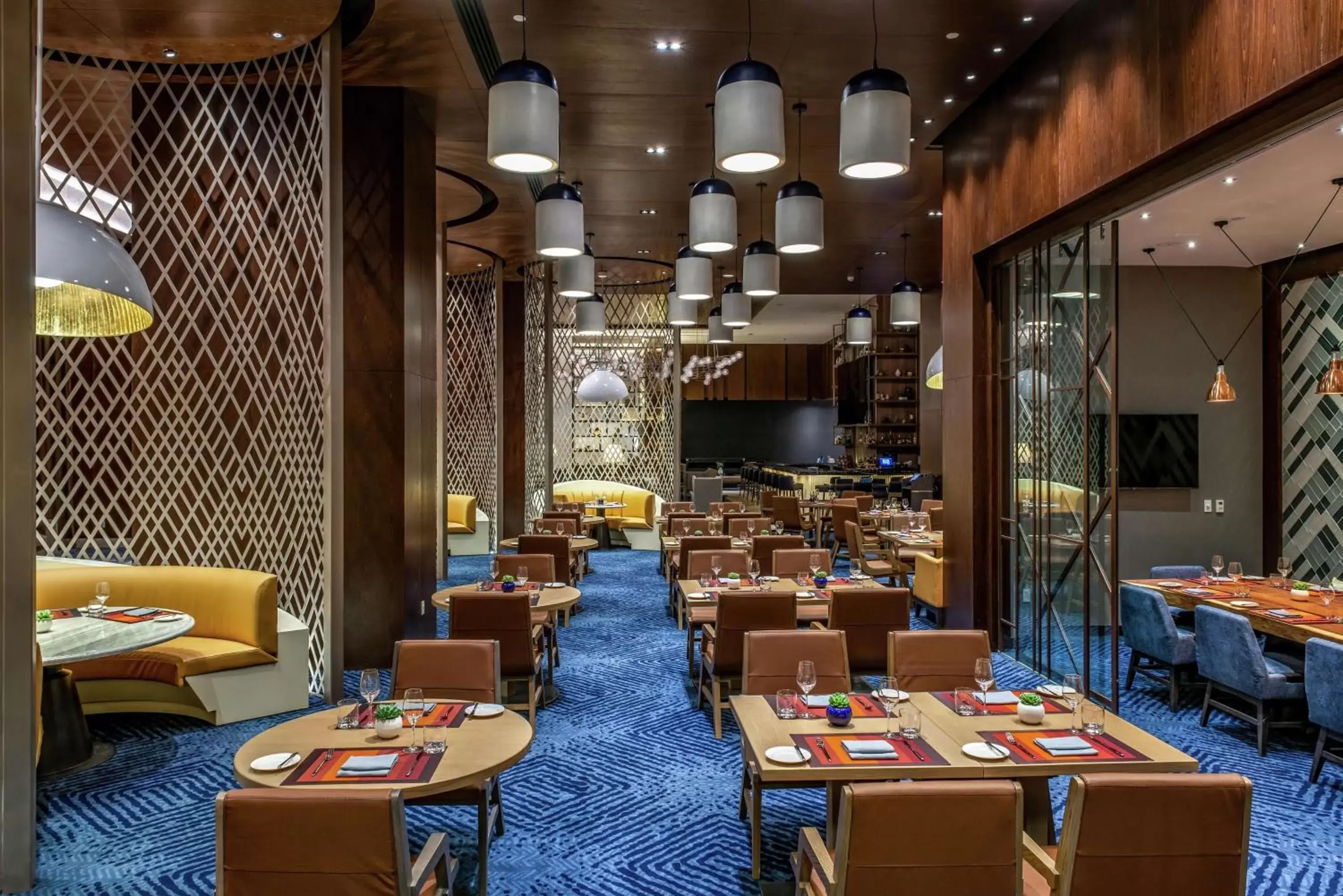 Dining area, Restaurant/Places to Eat in Hilton Guadalajara Midtown