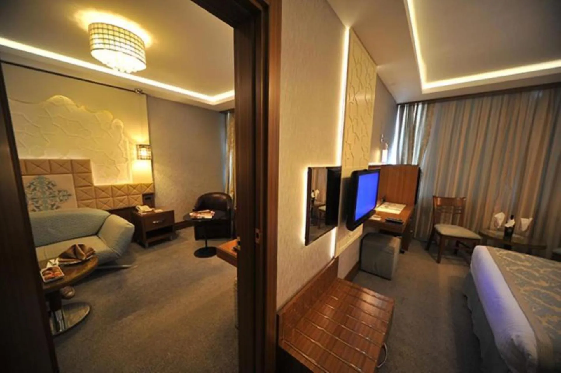 Communal lounge/ TV room, Bed in Grand Star Hotel Bosphorus & Spa