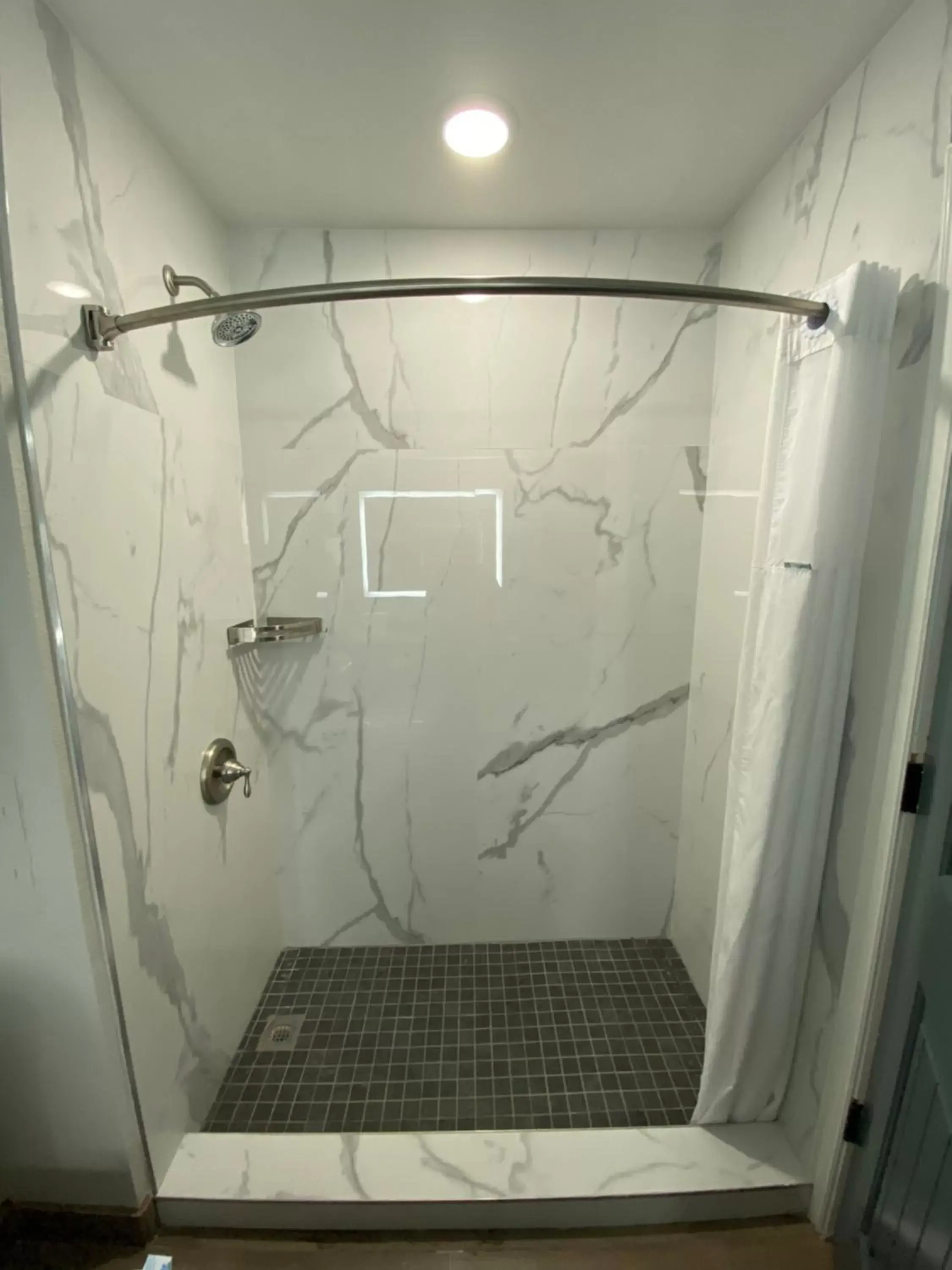 Shower, Bathroom in Days Inn by Wyndham Rockport Texas