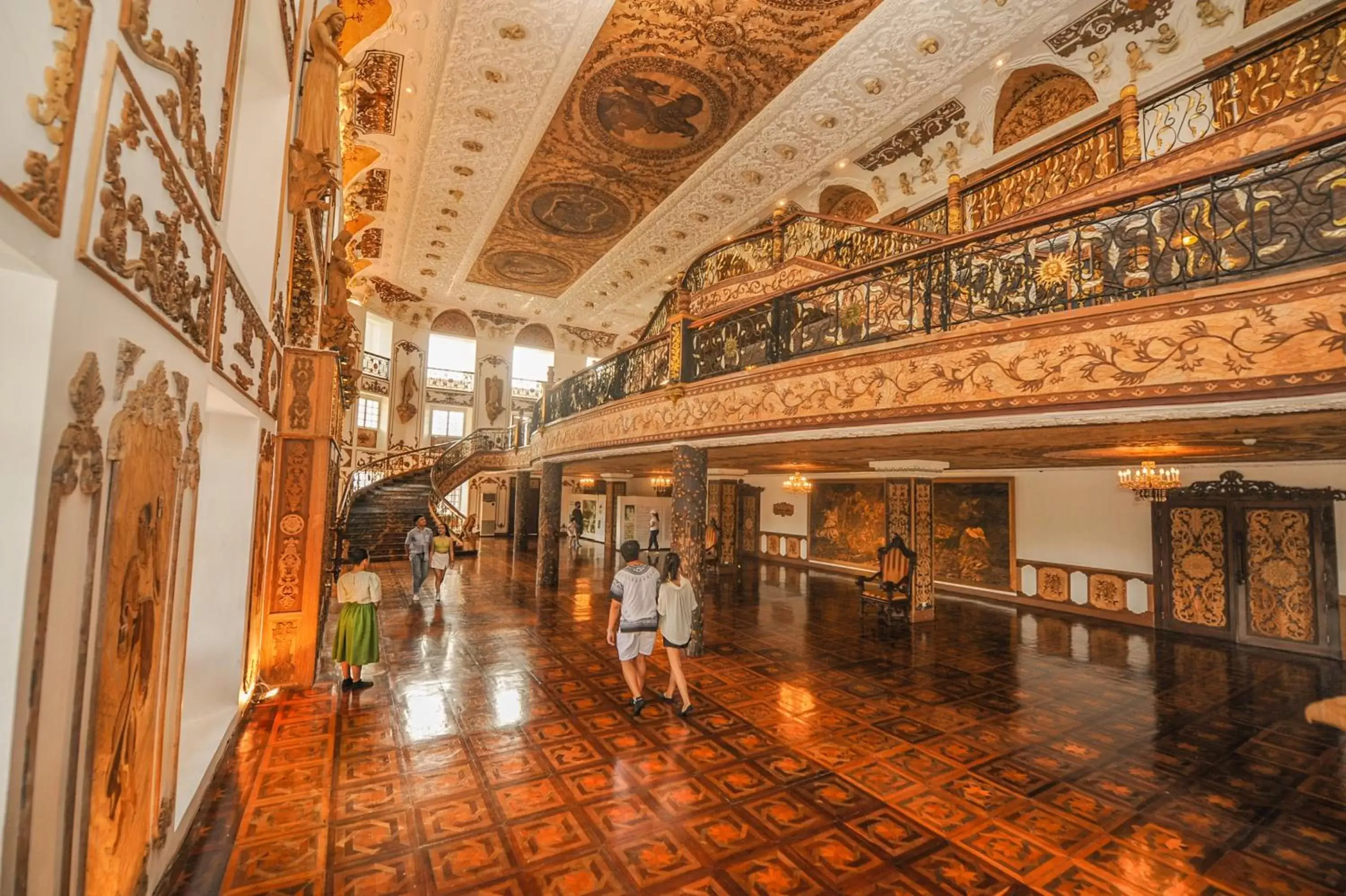 Lobby/Reception in Las Casas Filipinas de Acuzar