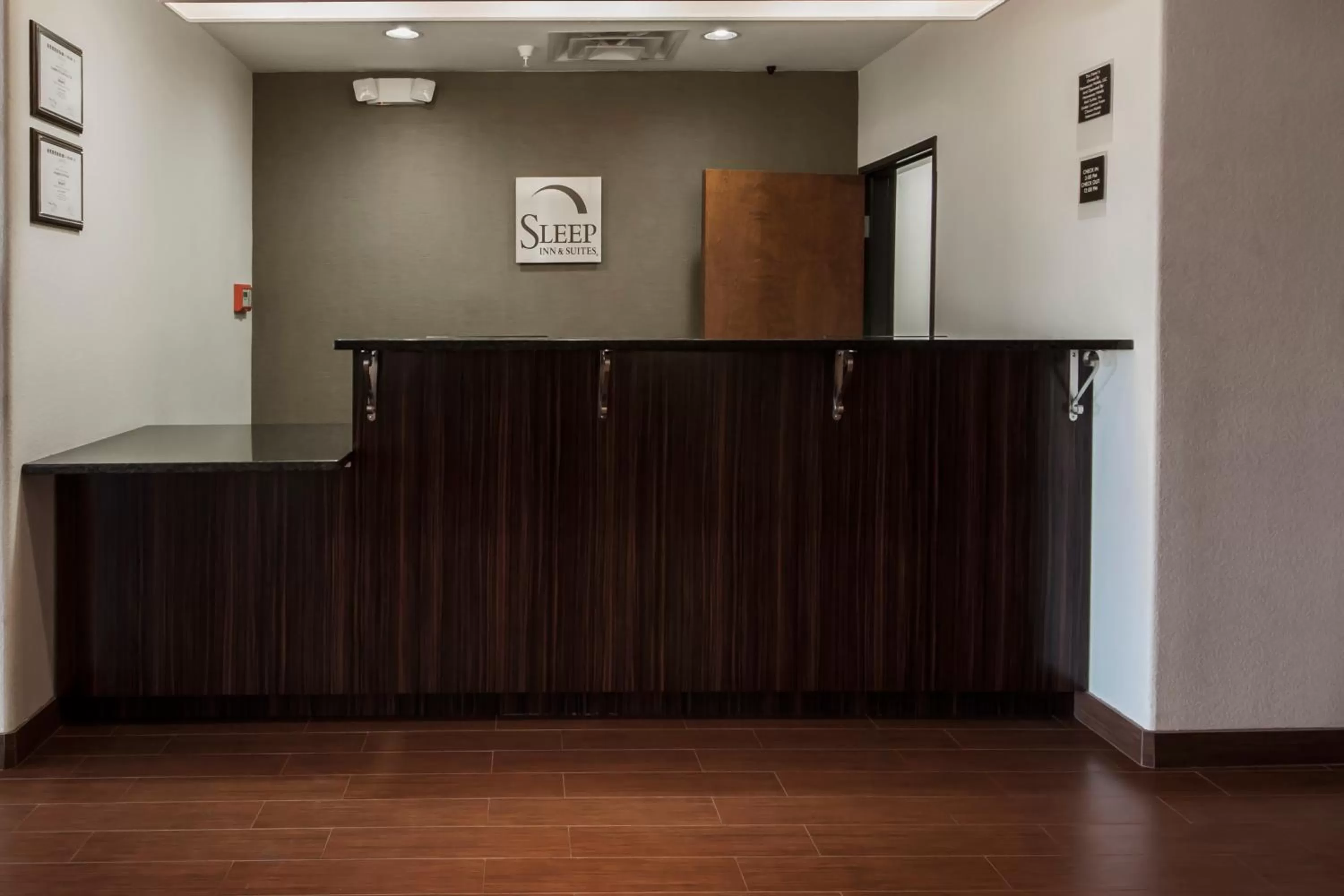 Lobby or reception in Sleep Inn & Suites Hennessey