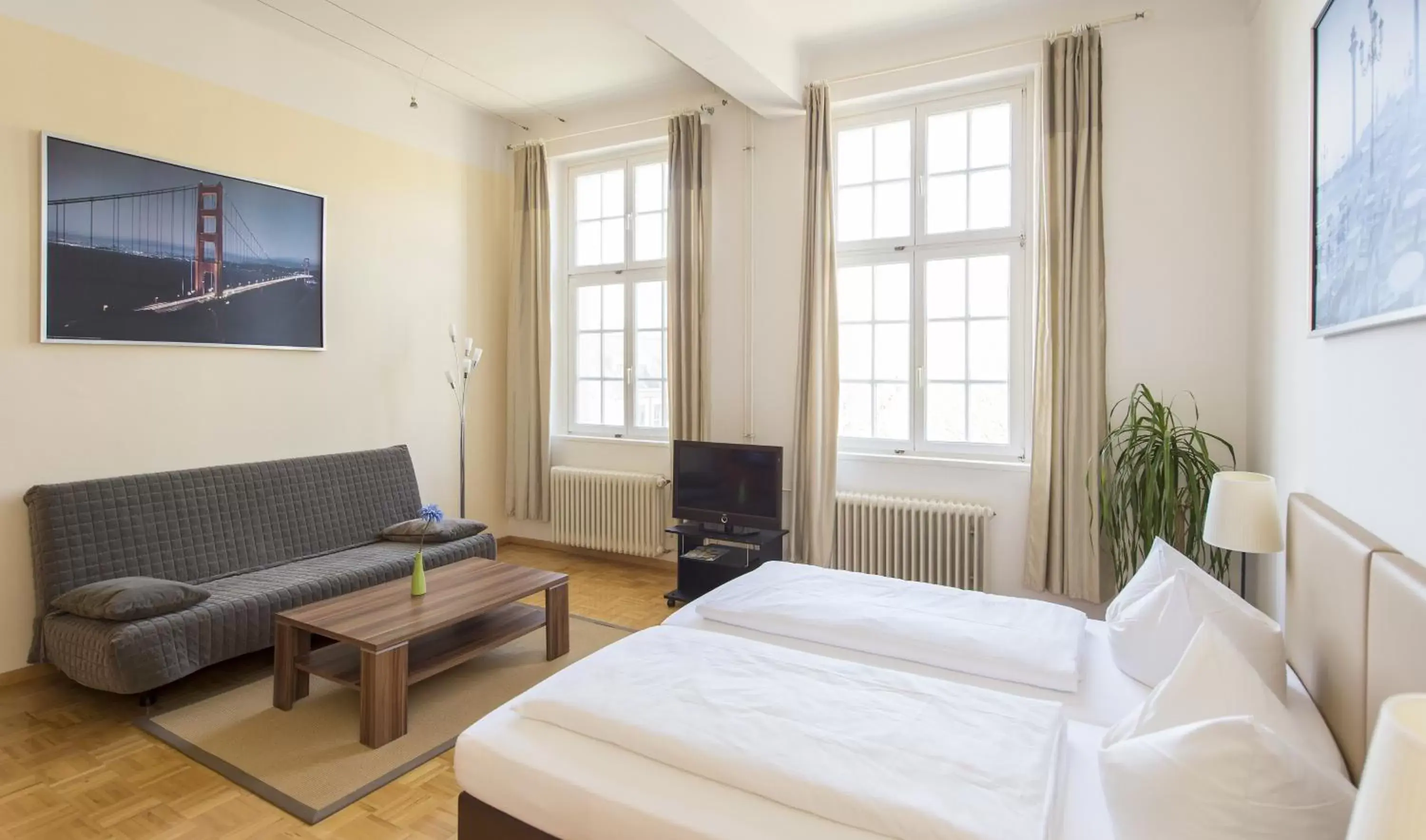 Photo of the whole room in Apartment Hotel Konstanz