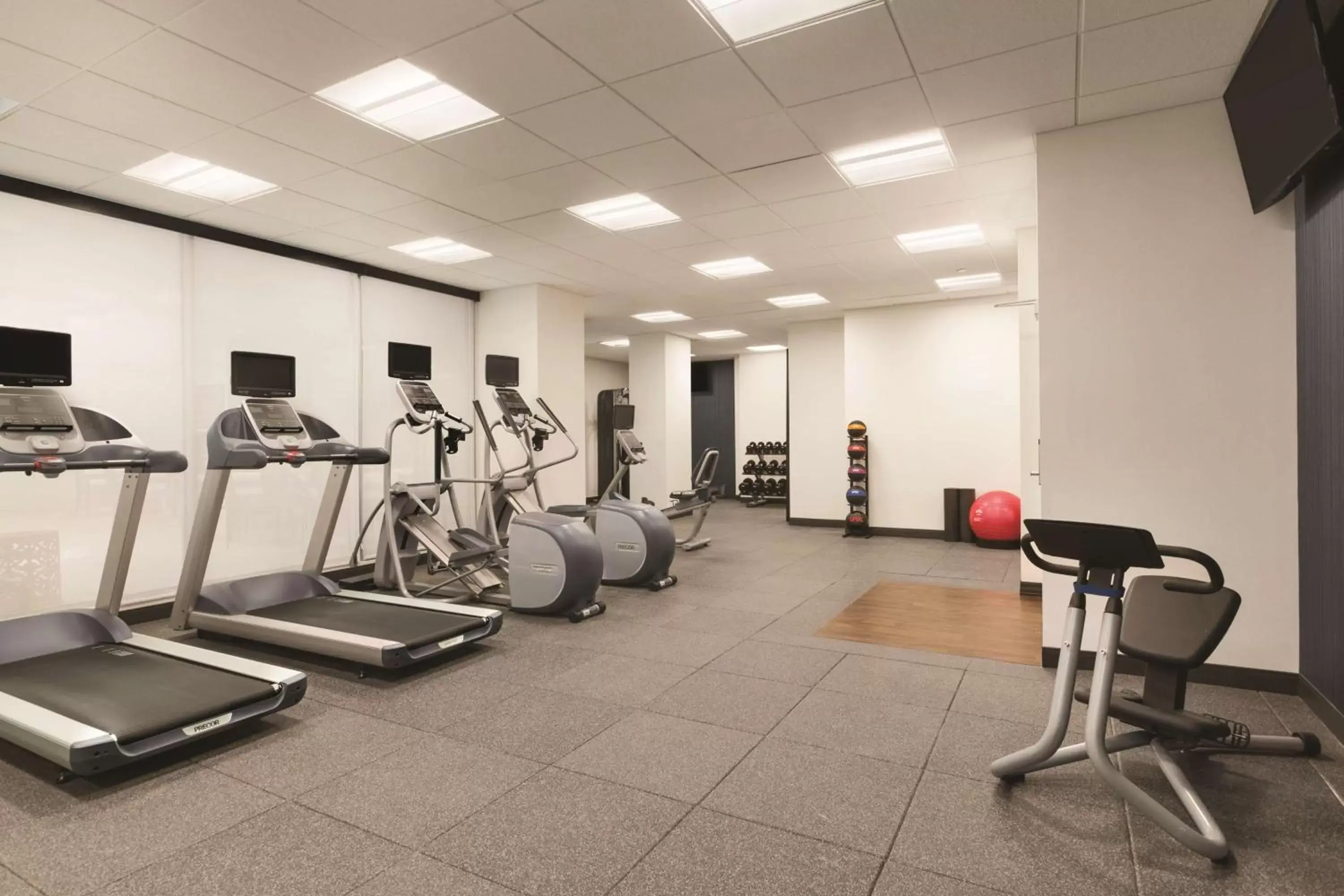 Fitness centre/facilities, Fitness Center/Facilities in Homewood Suites by Hilton Washington DC Capitol-Navy Yard