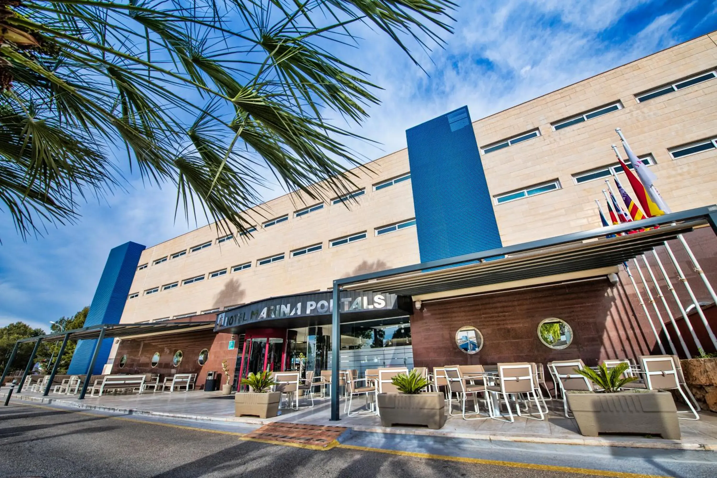 Facade/entrance, Property Building in Salles Hotels Marina Portals