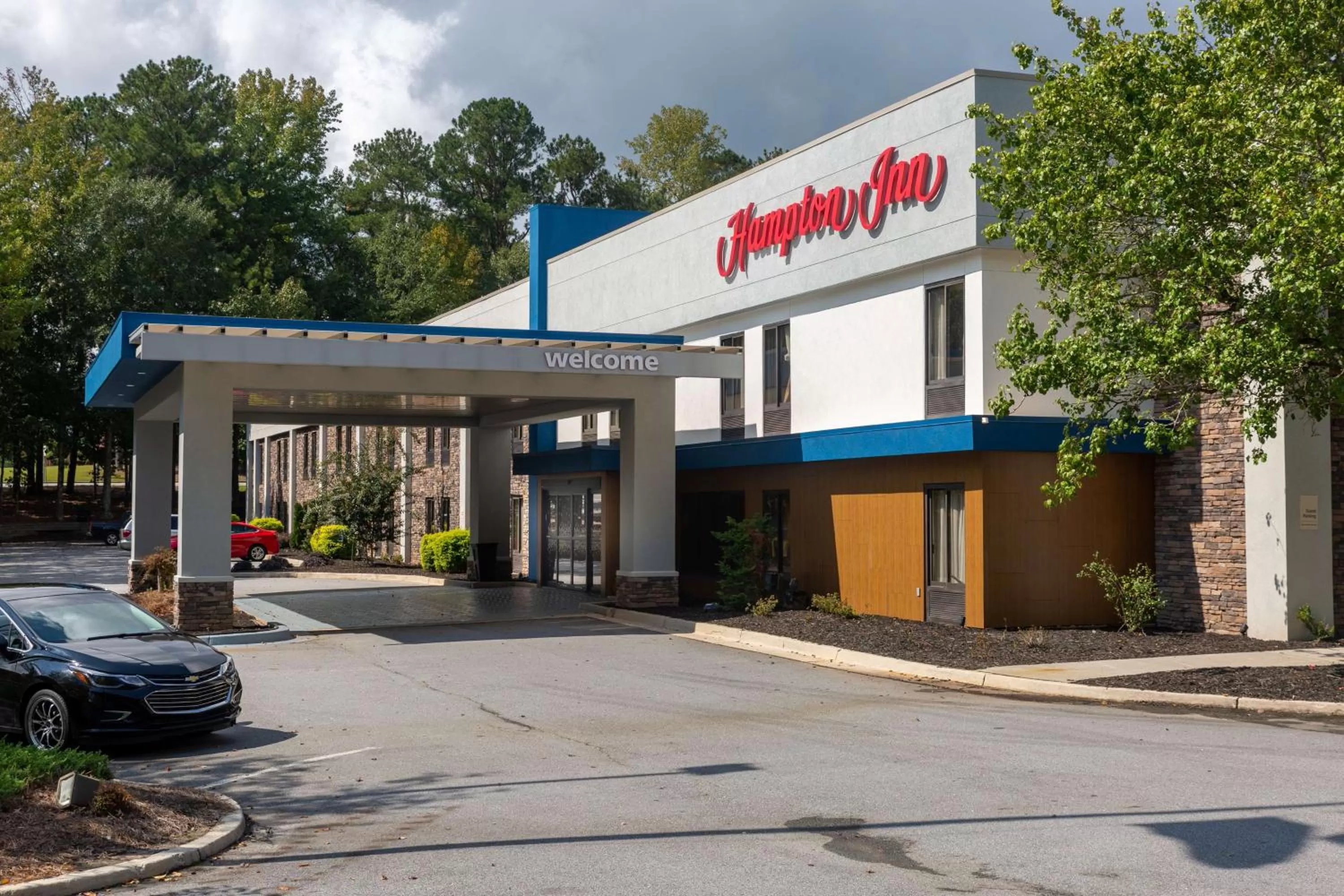 Property building in Hampton Inn Atlanta/Peachtree City