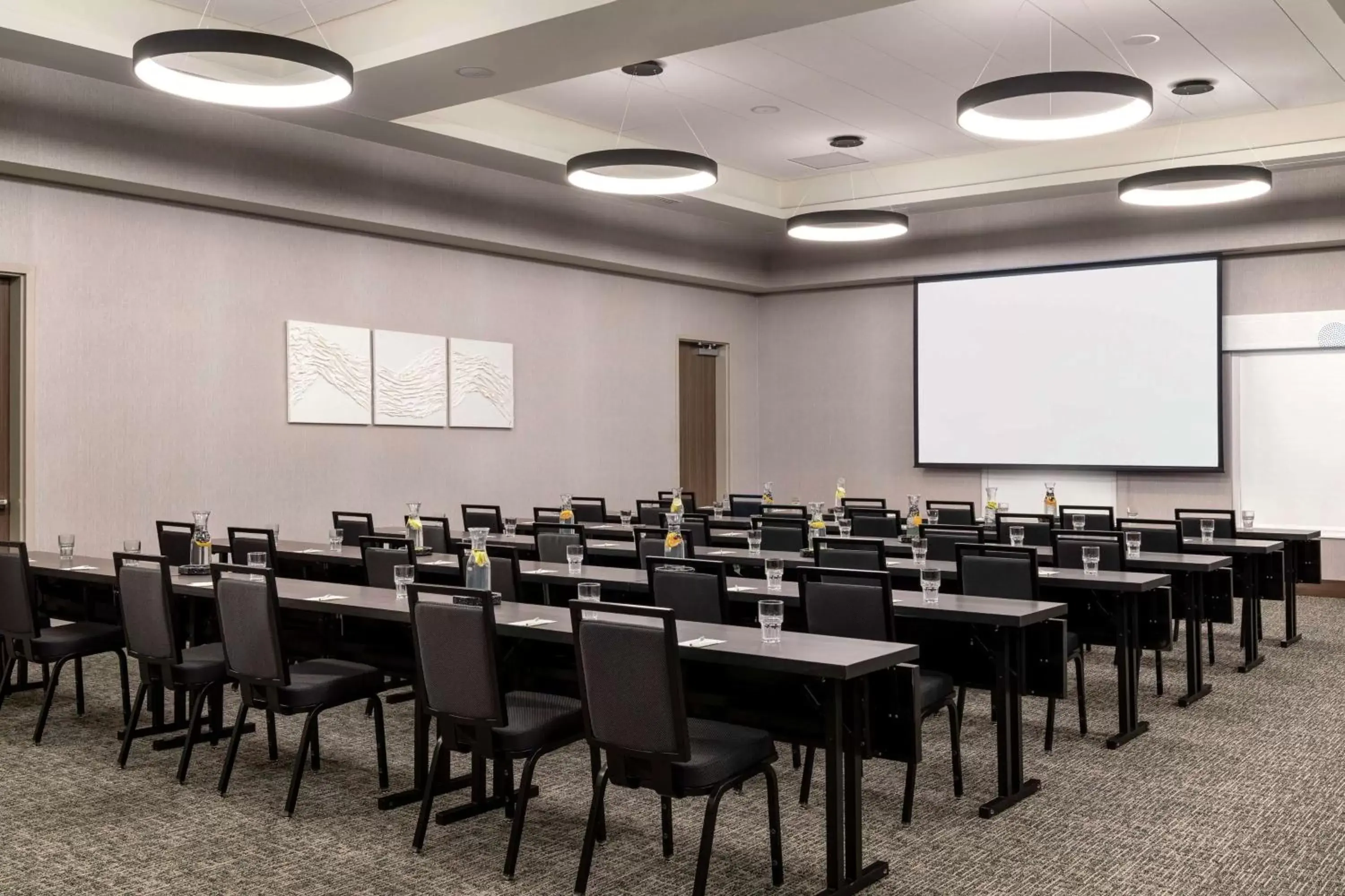 Meeting/conference room in Tru By Hilton Denver Downtown Convention Center