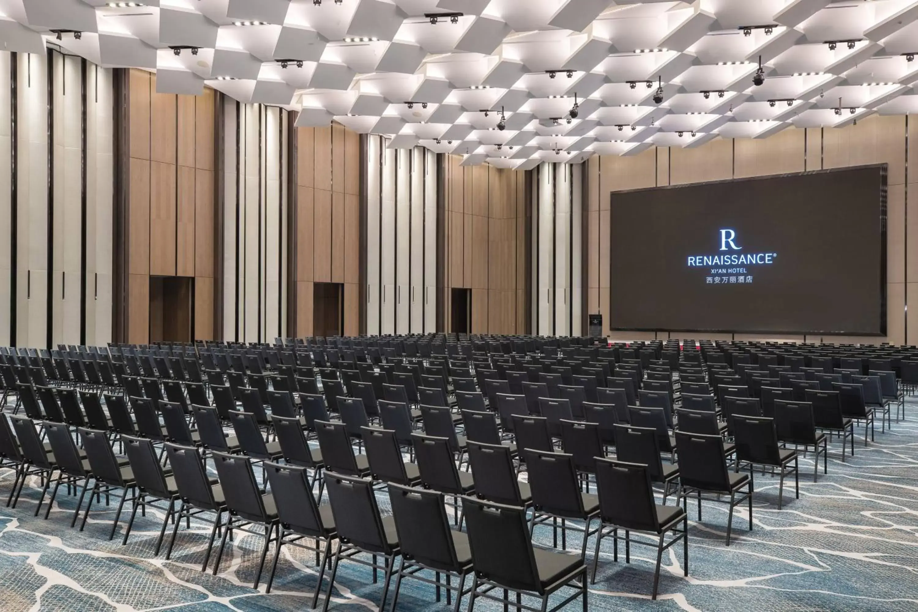 Meeting/conference room, Business Area/Conference Room in Renaissance Xi'an Hotel