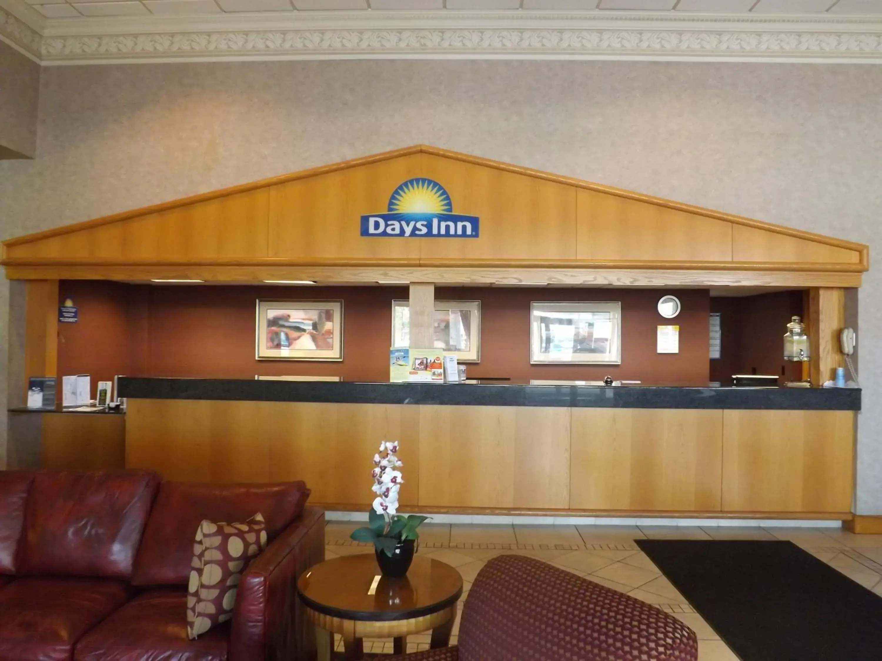 Lobby or reception in Days Inn by Wyndham Rock Falls