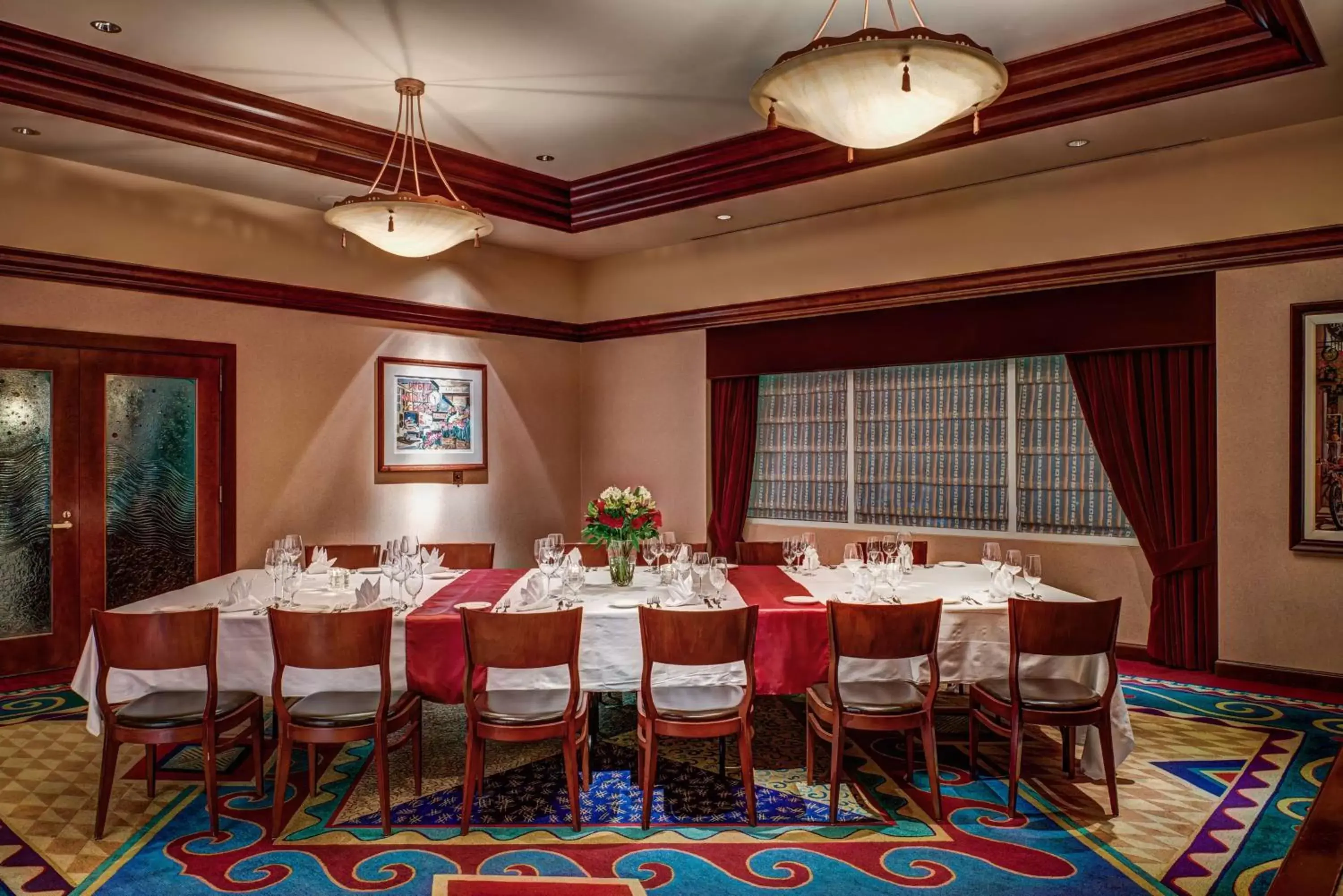 Dining area, Restaurant/Places to Eat in Hilton Seattle Airport & Conference Center