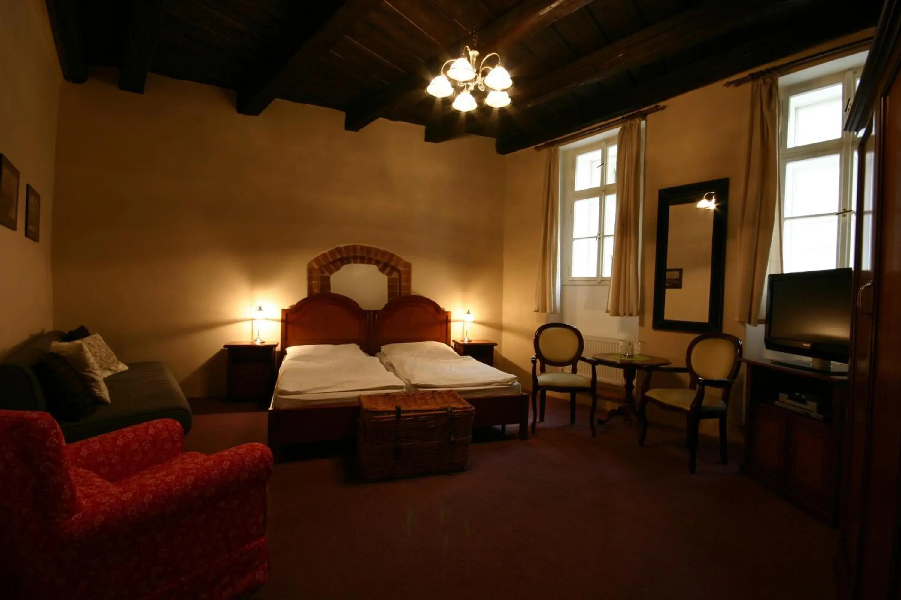 Photo of the whole room, Bed in U Tří Bubnů