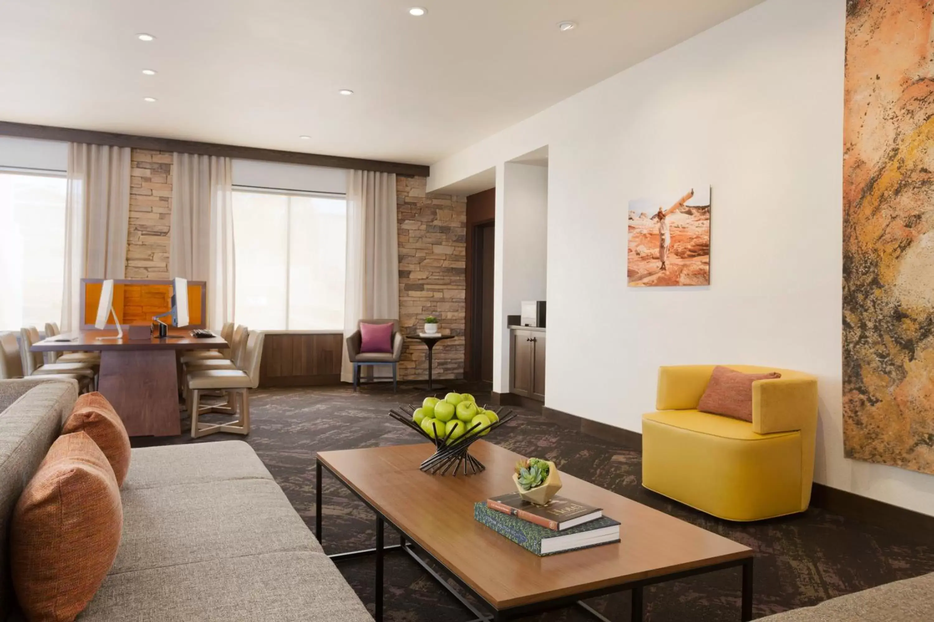 Living room in Hyatt Place Page Lake Powell Living room in Hyatt Place Page Lake Powell